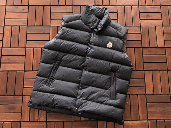 MONCLER Chaleco