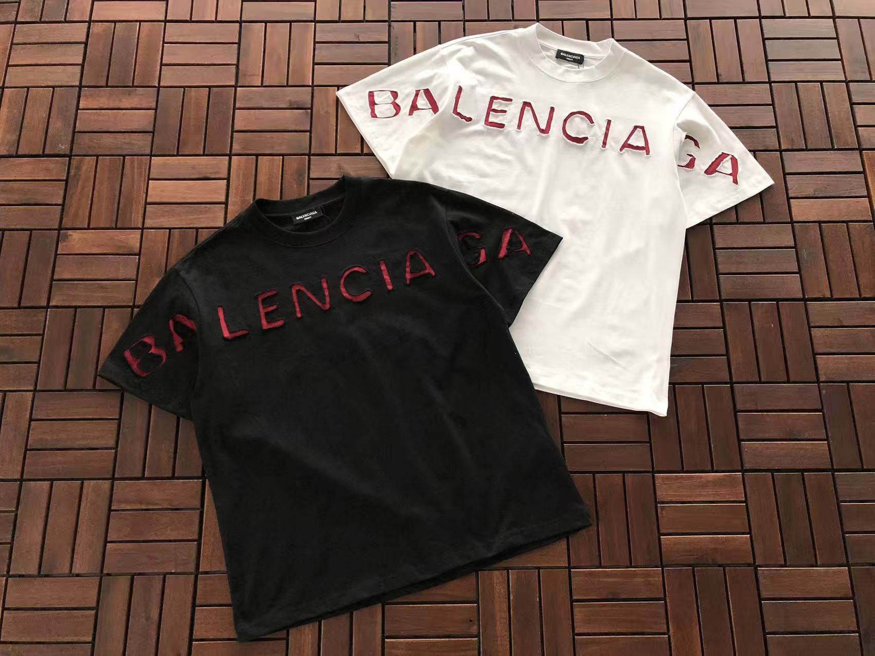 BALENCIAGA Remera Wrap