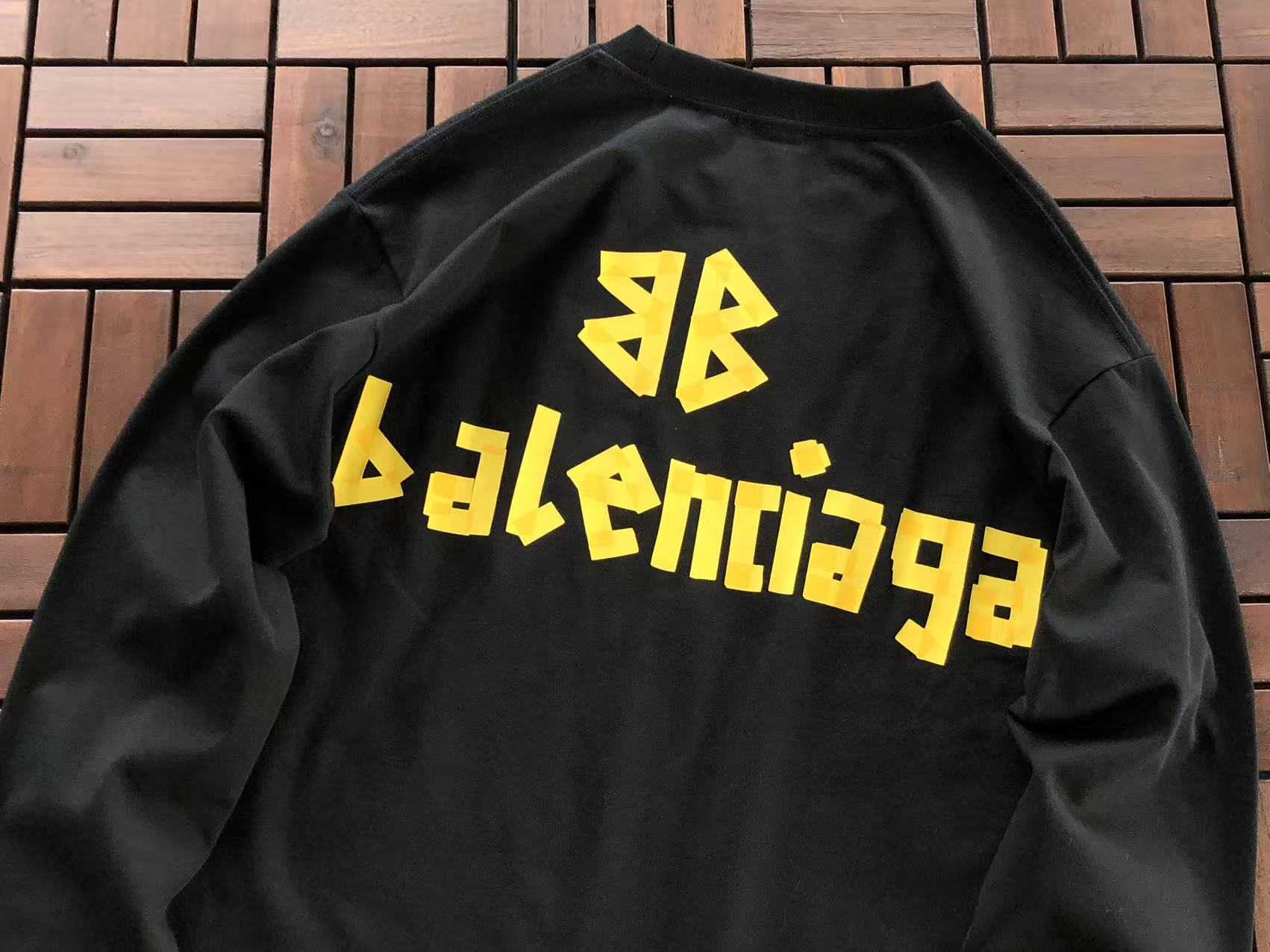 BALENCIAGA Remera Manga Larga BB