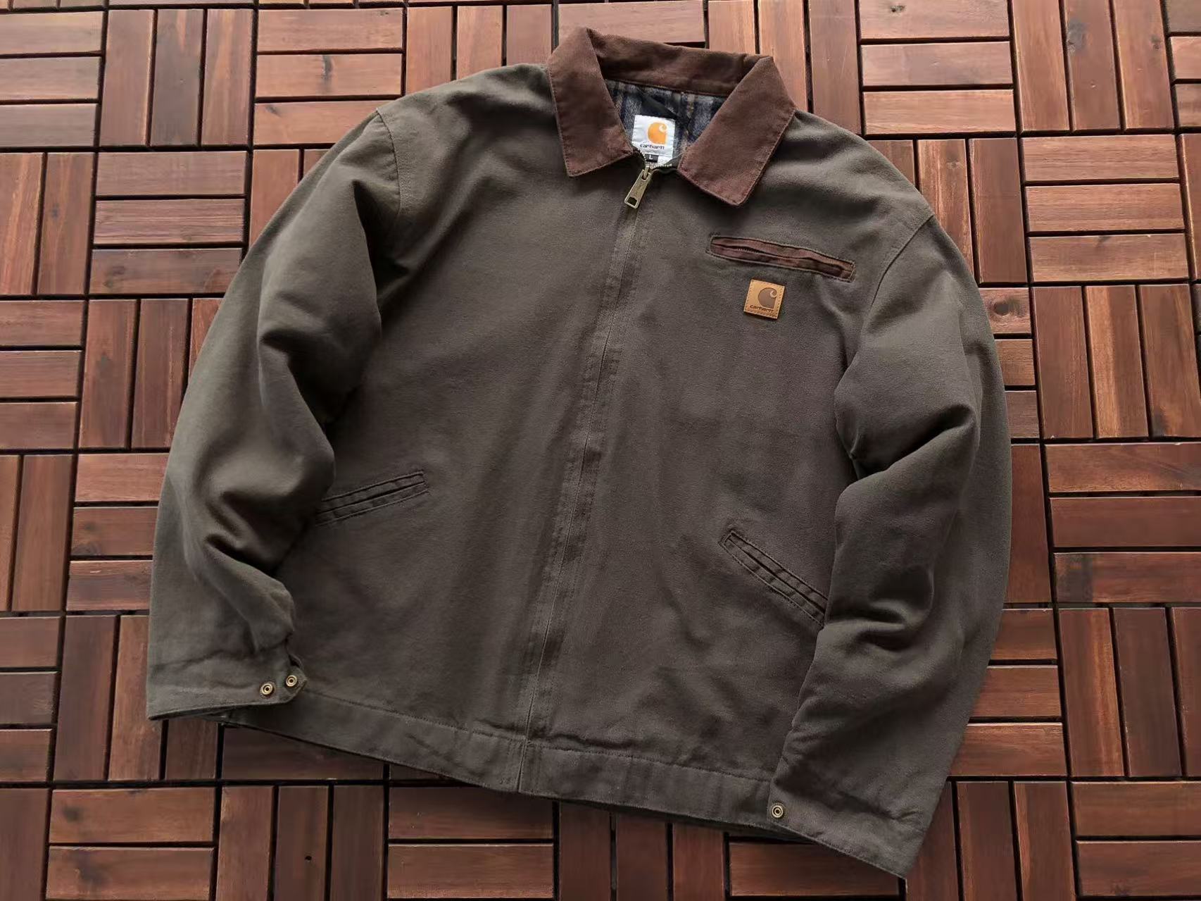 CARHARTT Campera Detroit 2