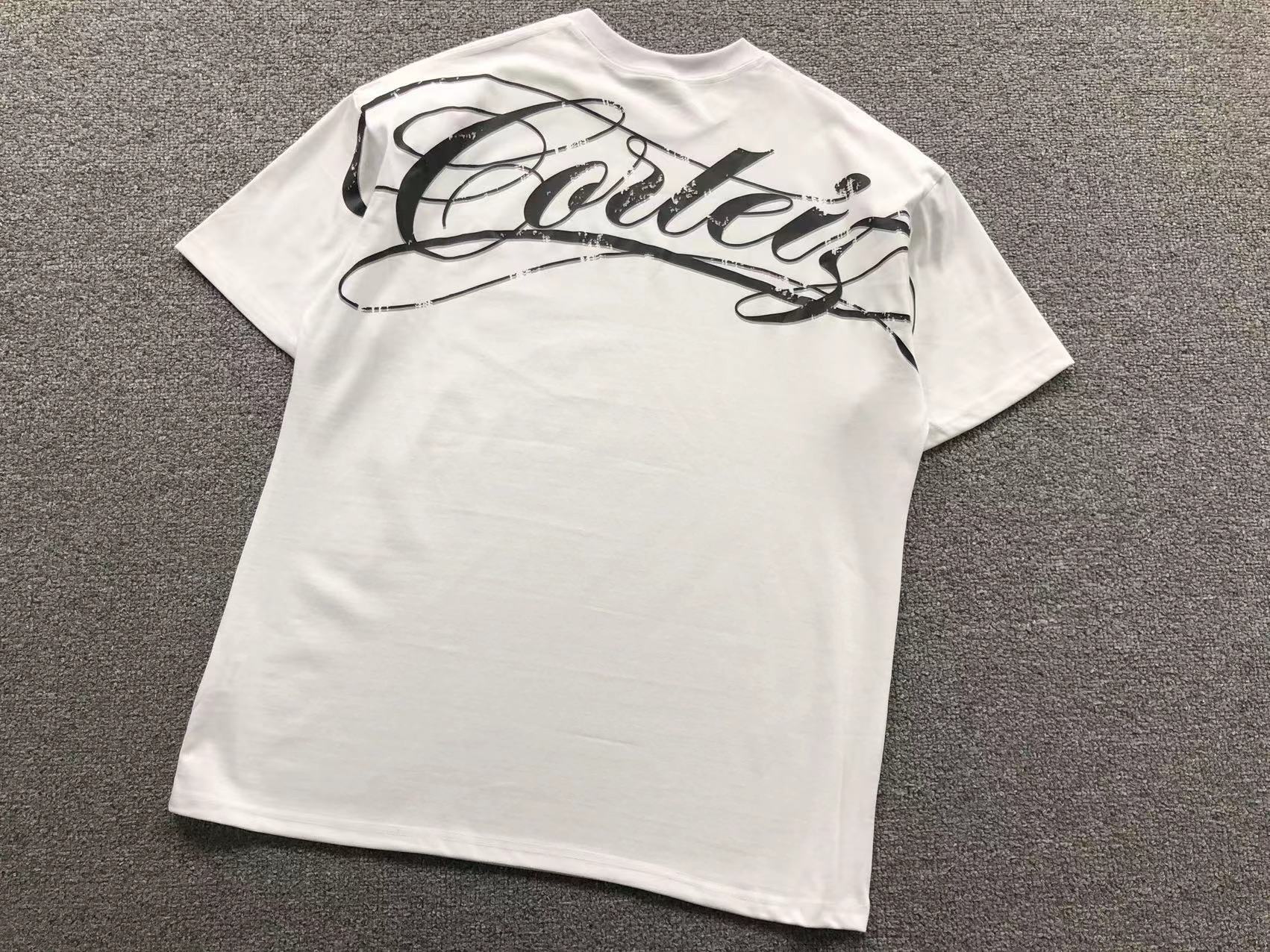 Corteiz Remera Big Logo Cursiva