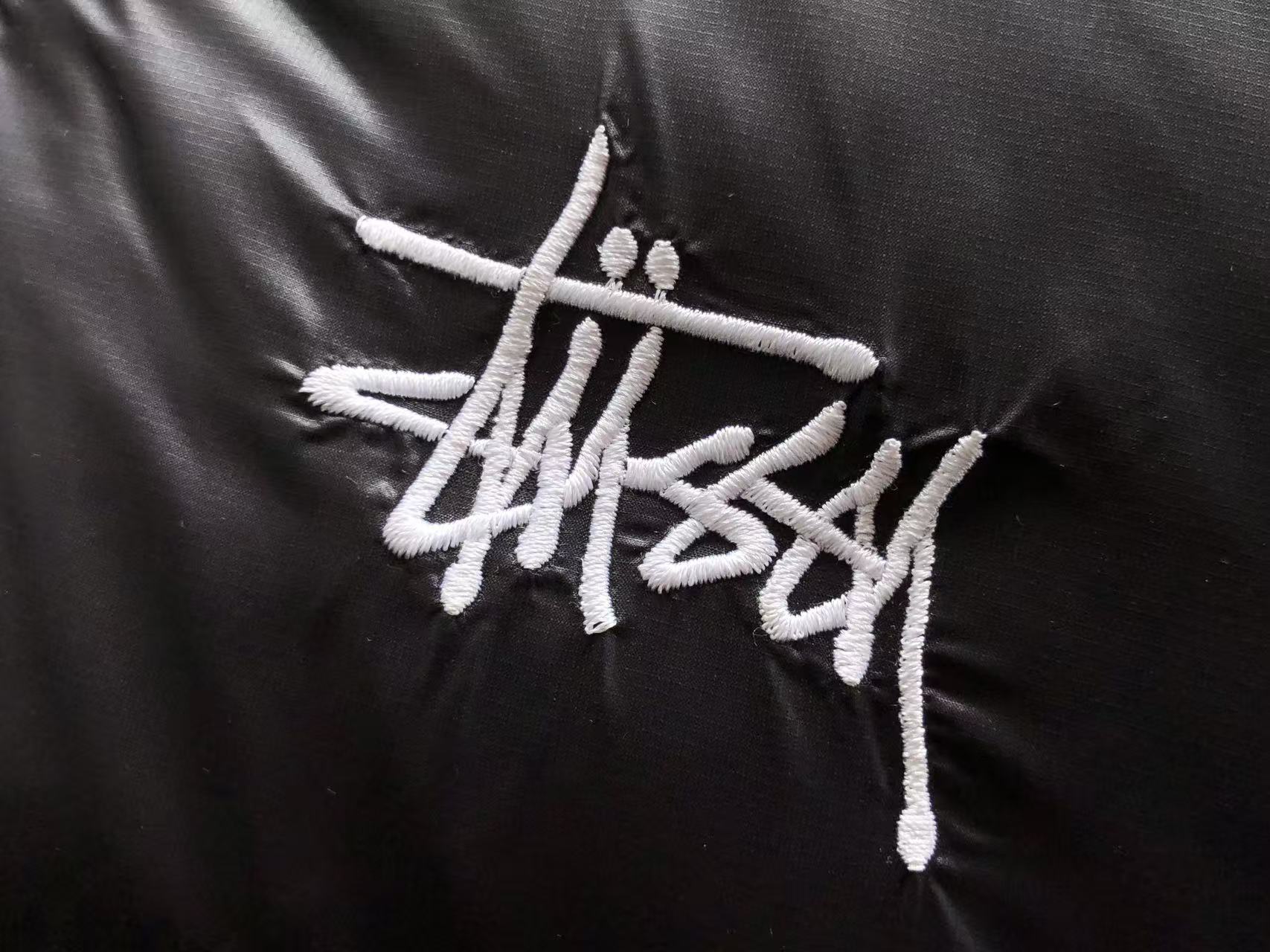 STUSSY Puffer Script
