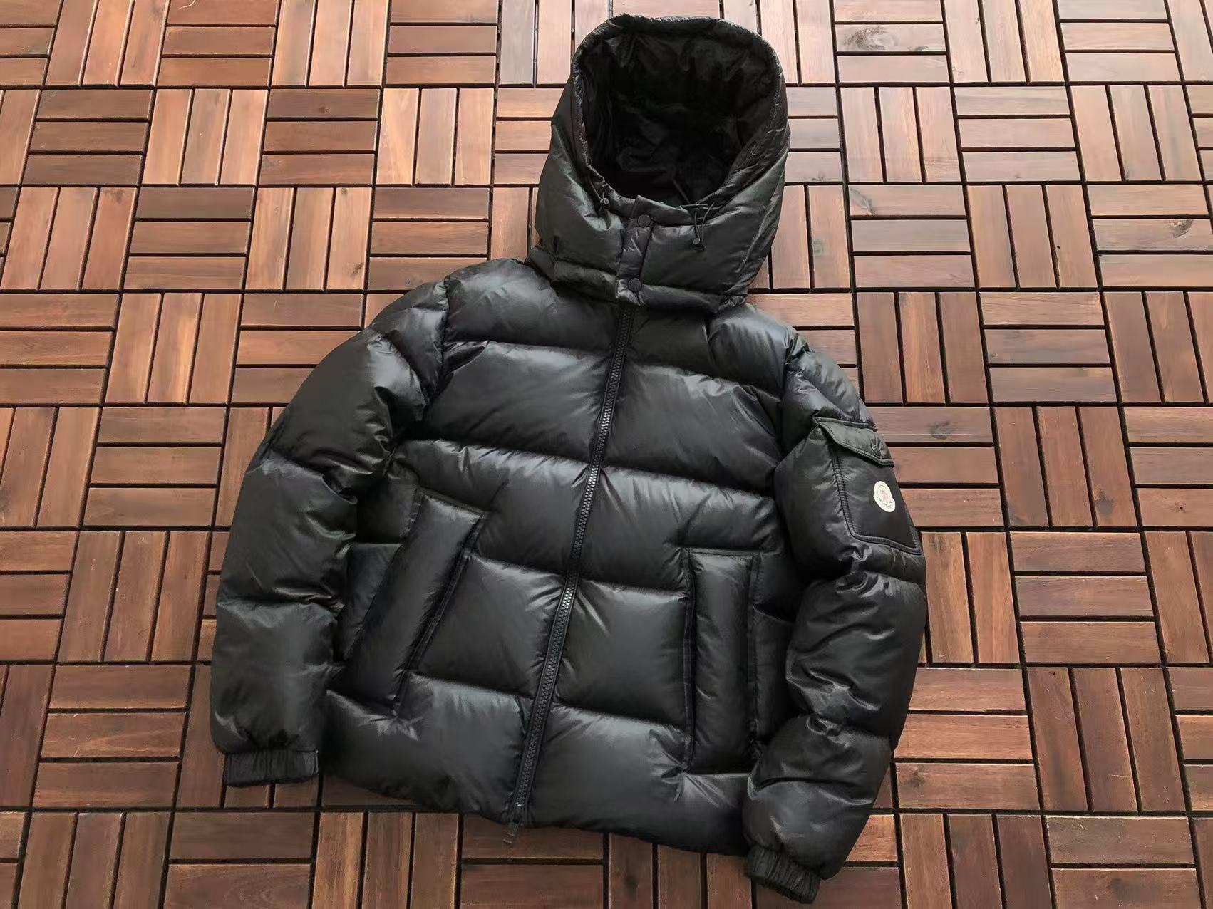 MONCLER Puffer Maya