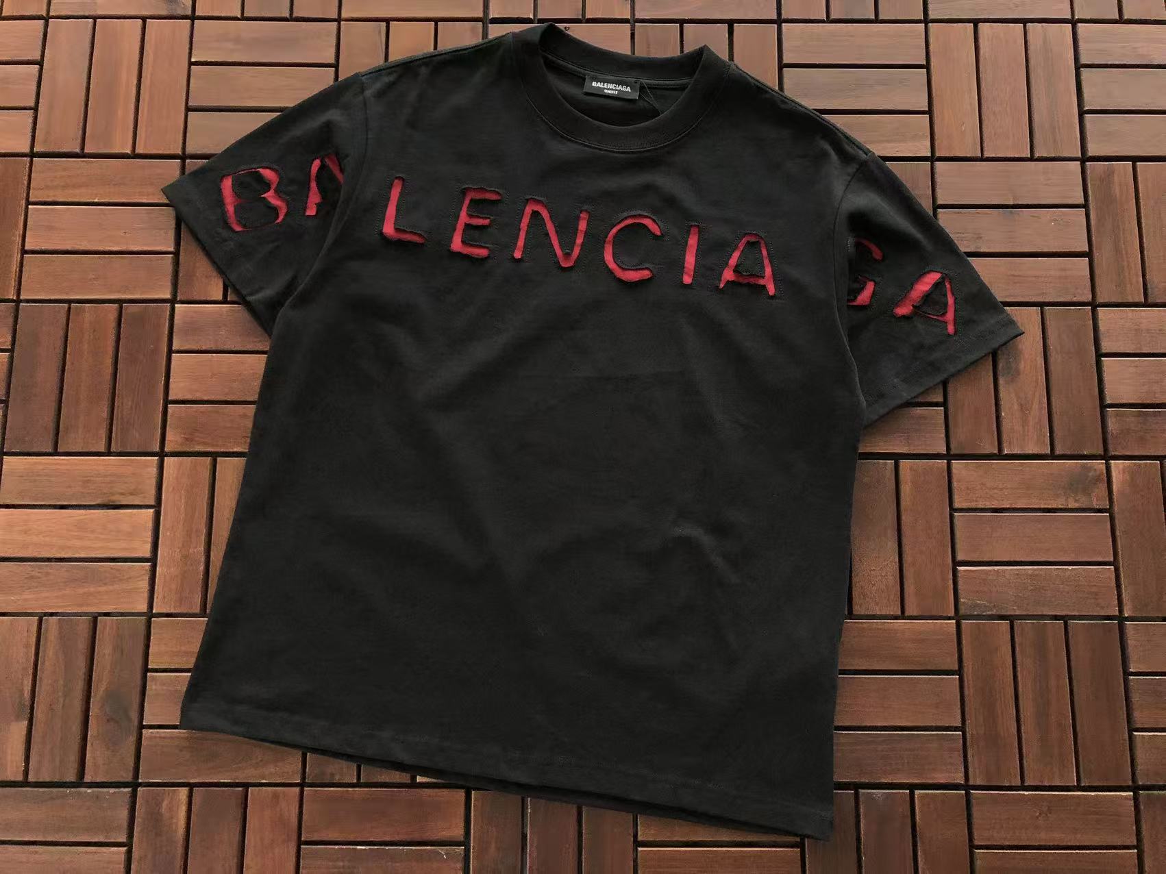 BALENCIAGA Remera Wrap