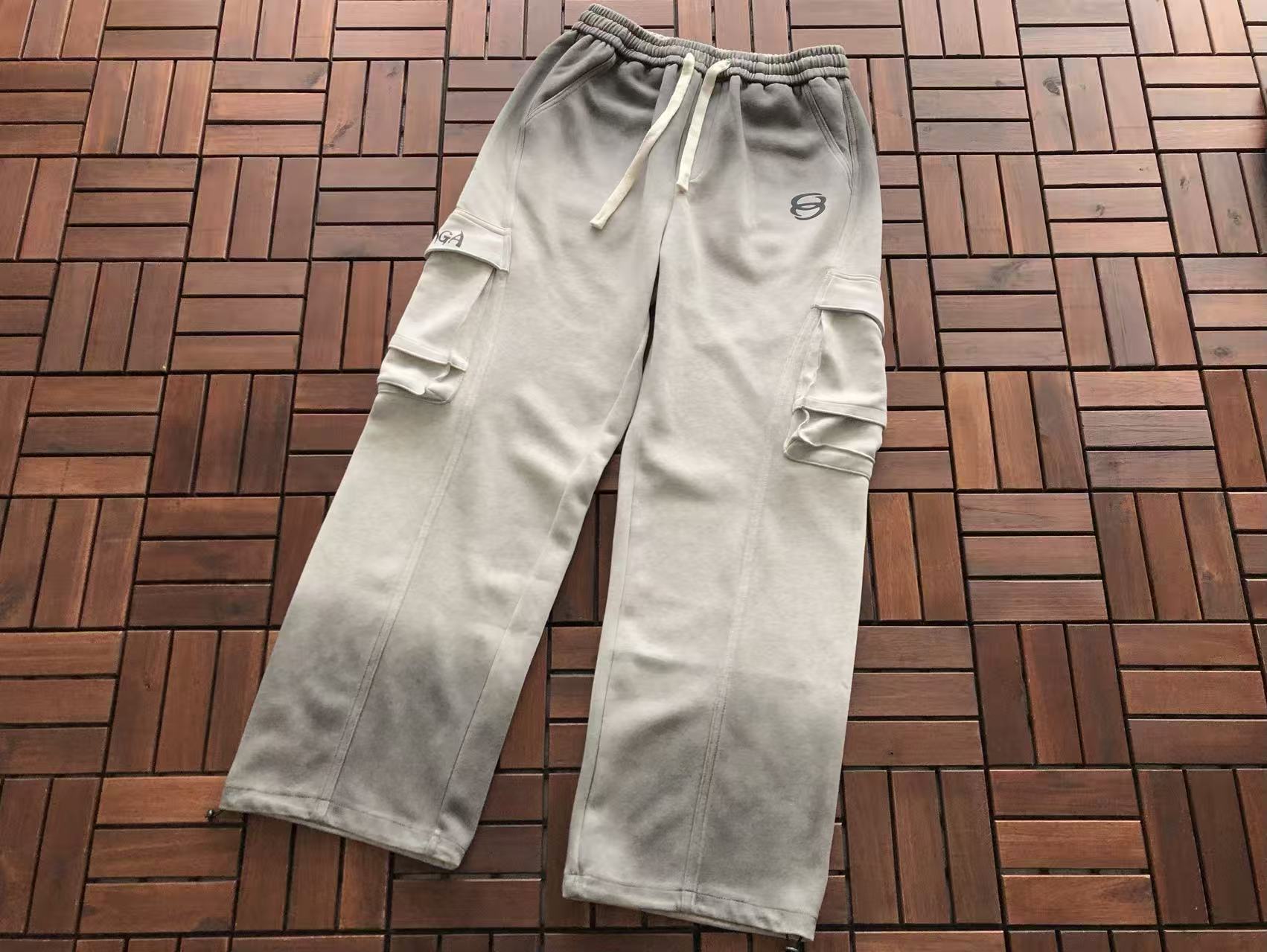BALENCIAGA Pantalon Cargo