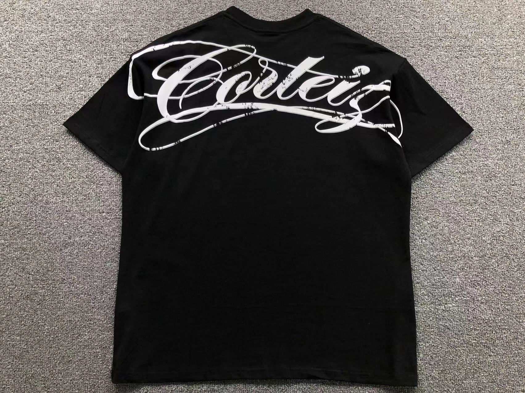 Corteiz Remera Big Logo Cursiva