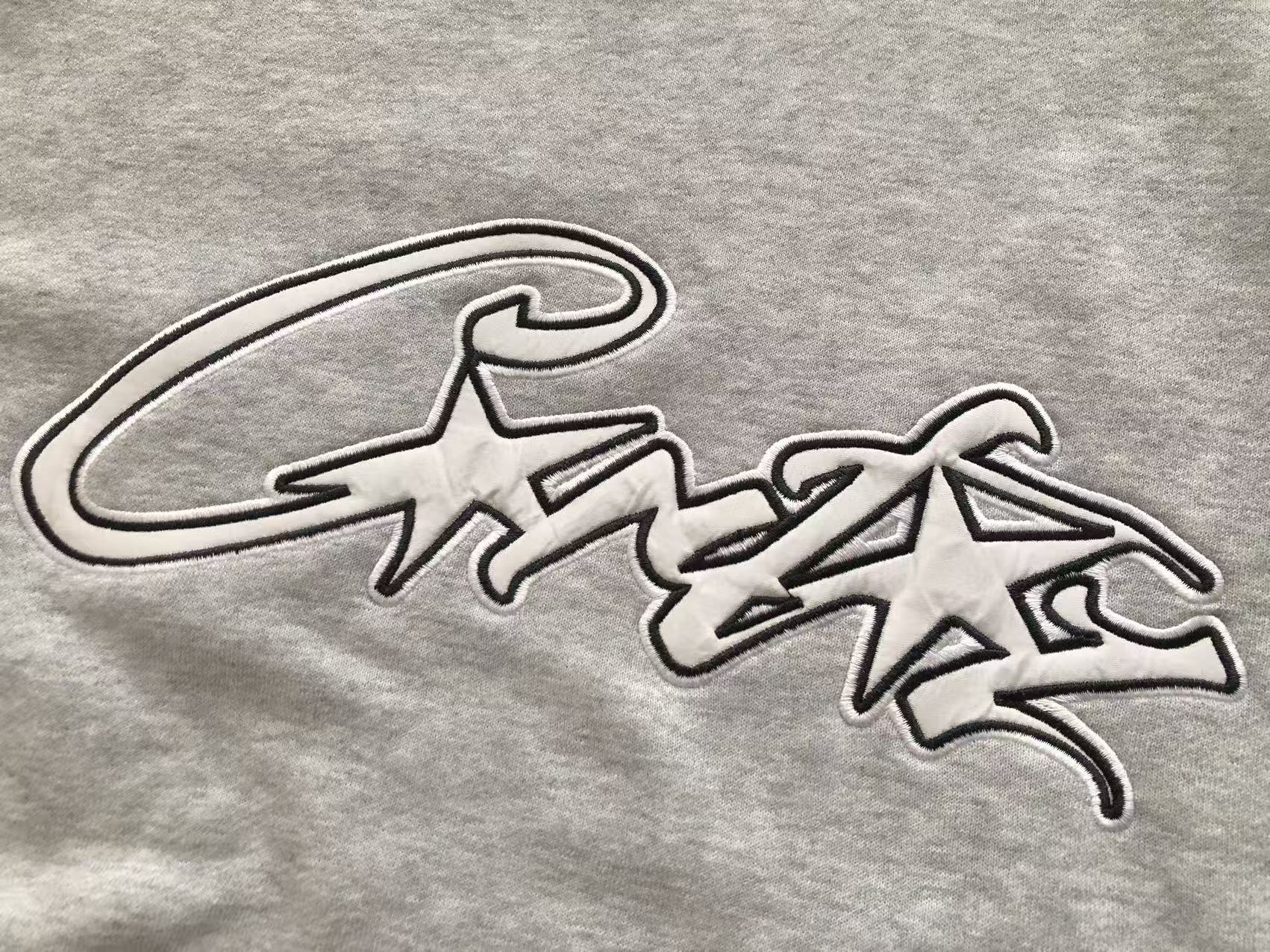 CORTEIZ Conjunto Canguro Fleece Script