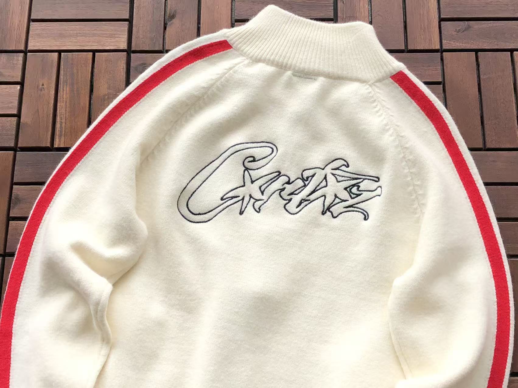 CORTEIZ Buzo Knit Cierre