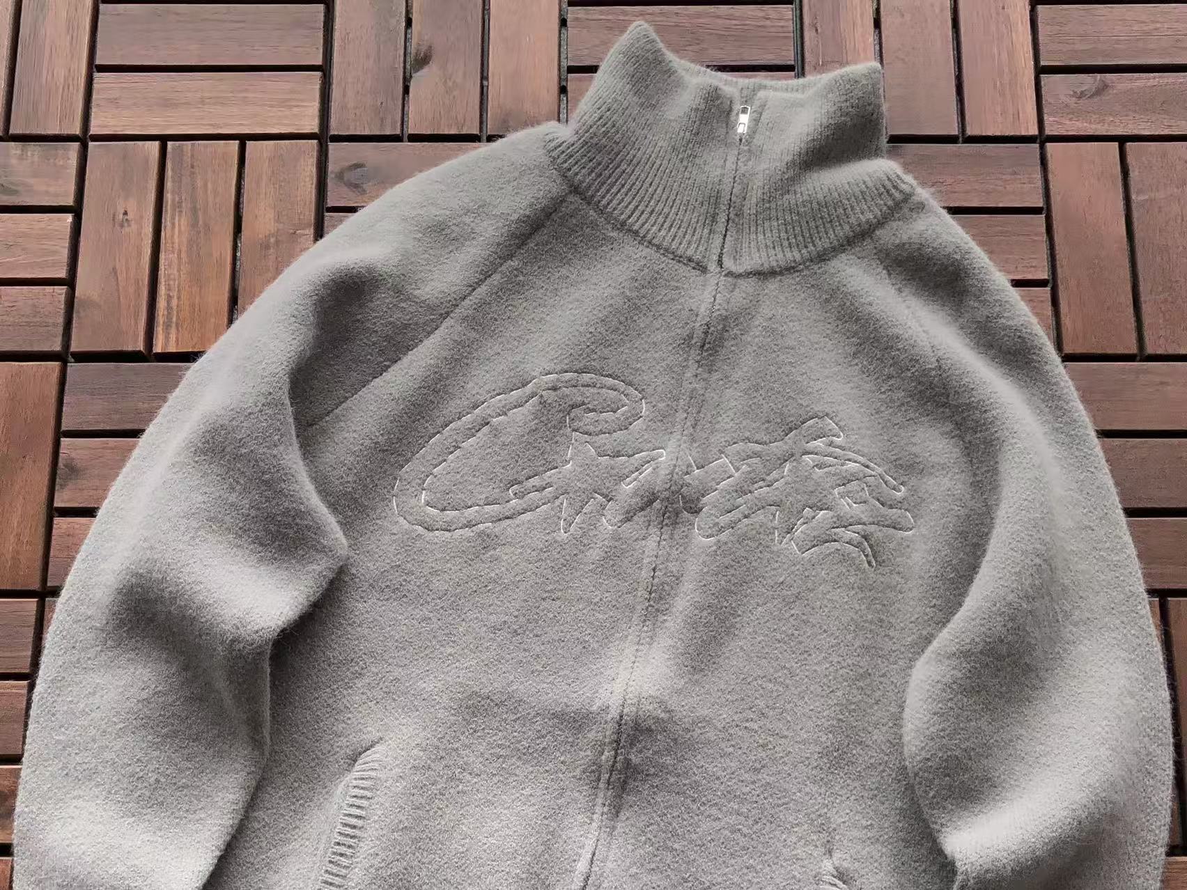 CORTEIZ Buzo Knit Script