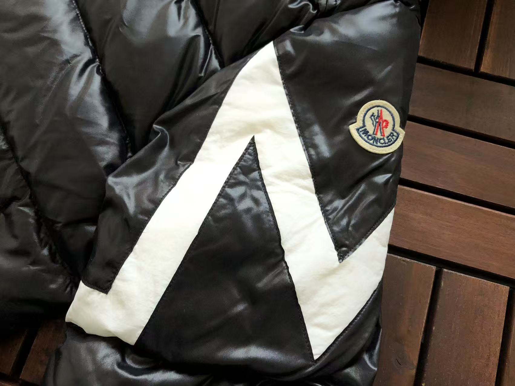 MONCLER Puffer Grenoble