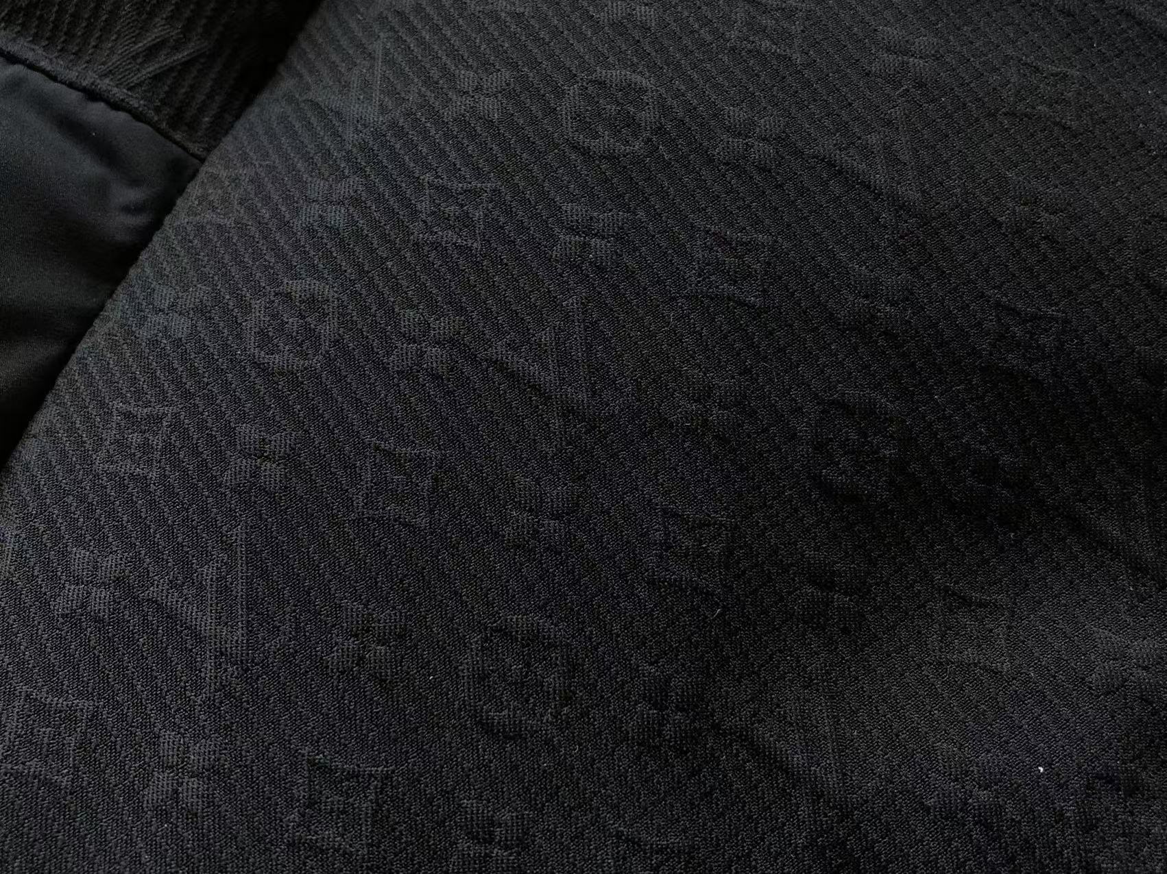 LOUIS VUITTON Puffer Monogram
