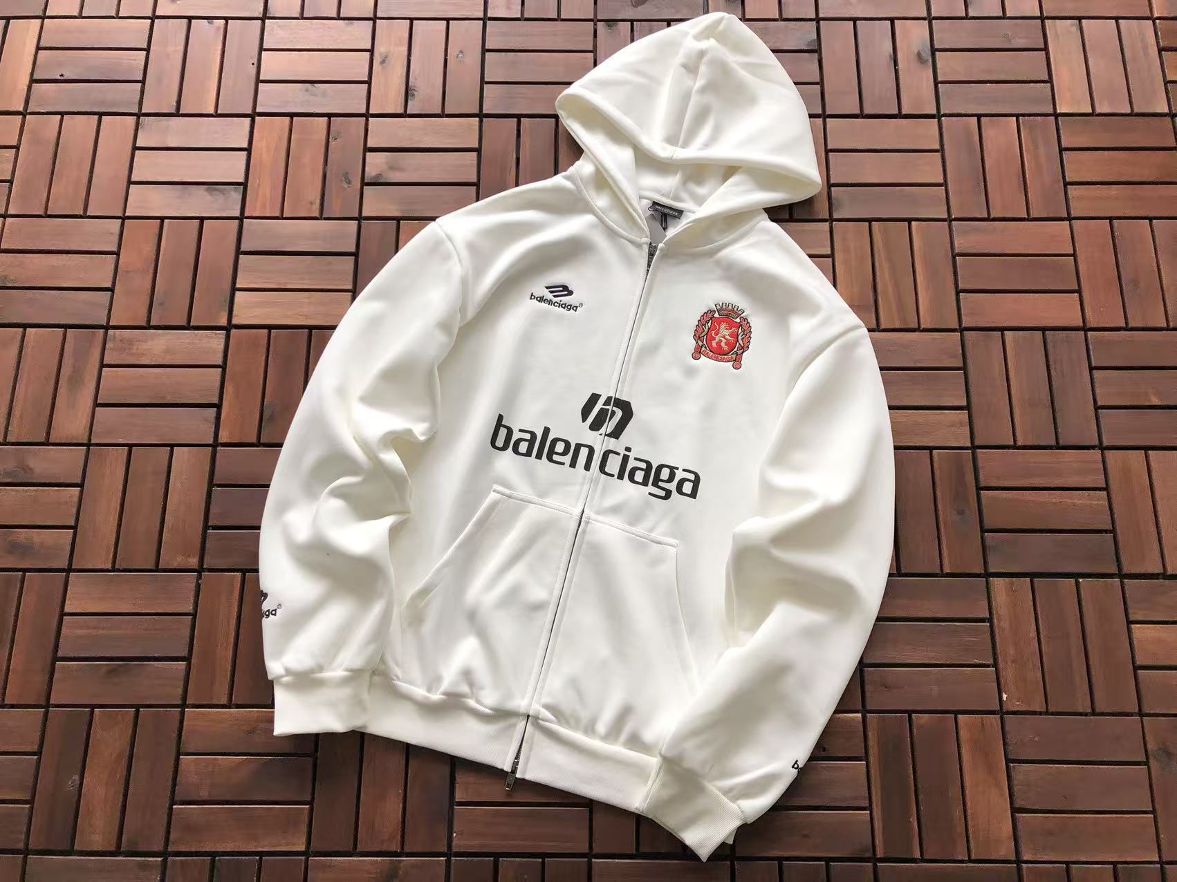 BALENCIAGA Canguro Soccer