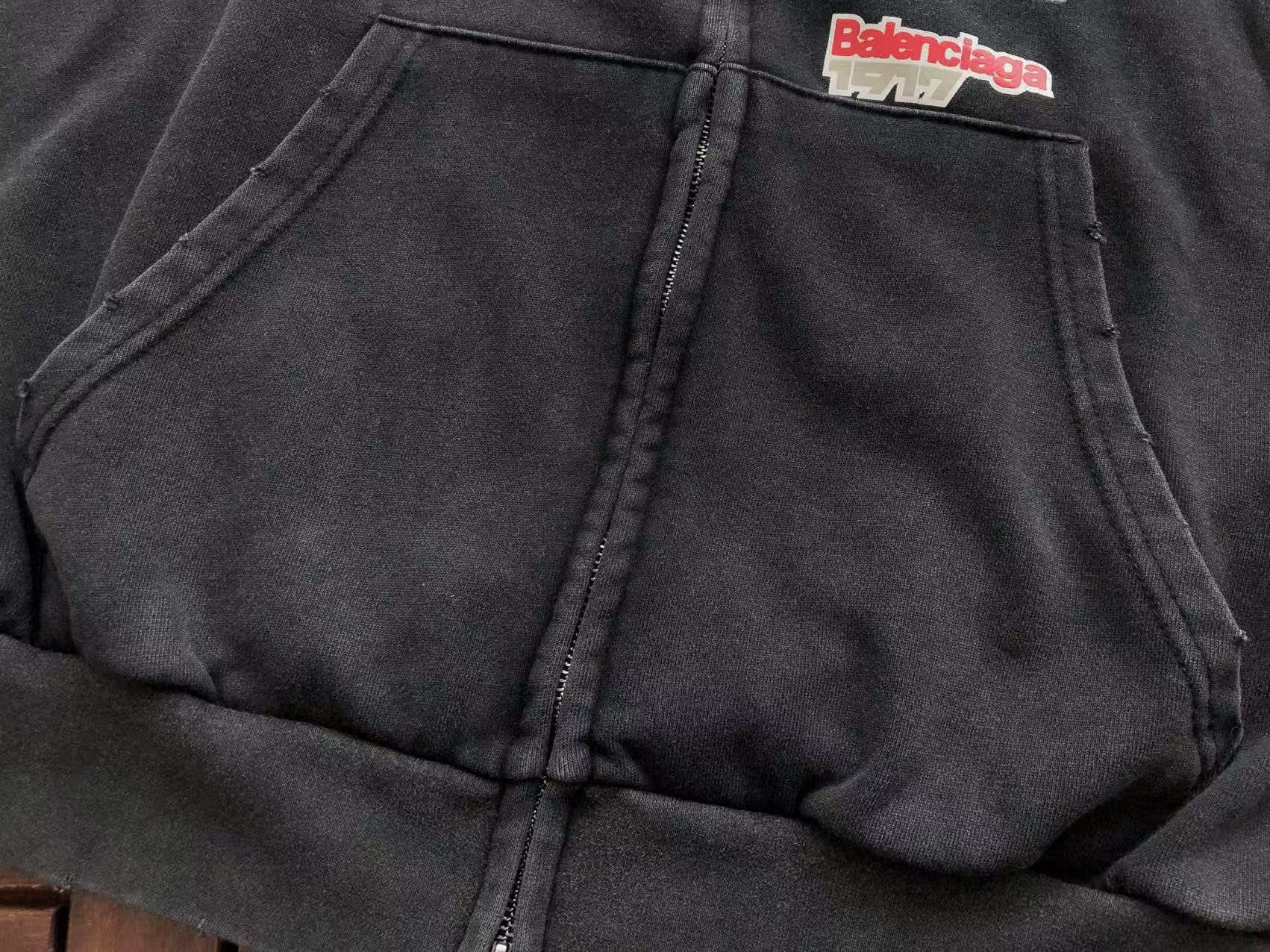BALENCIAGA Canguro Cierre Racing
