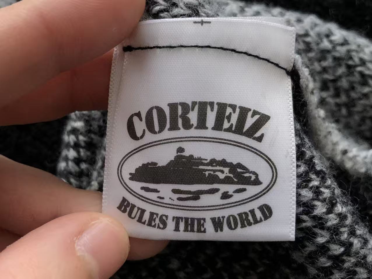 CORTEIZ Buzo Camo