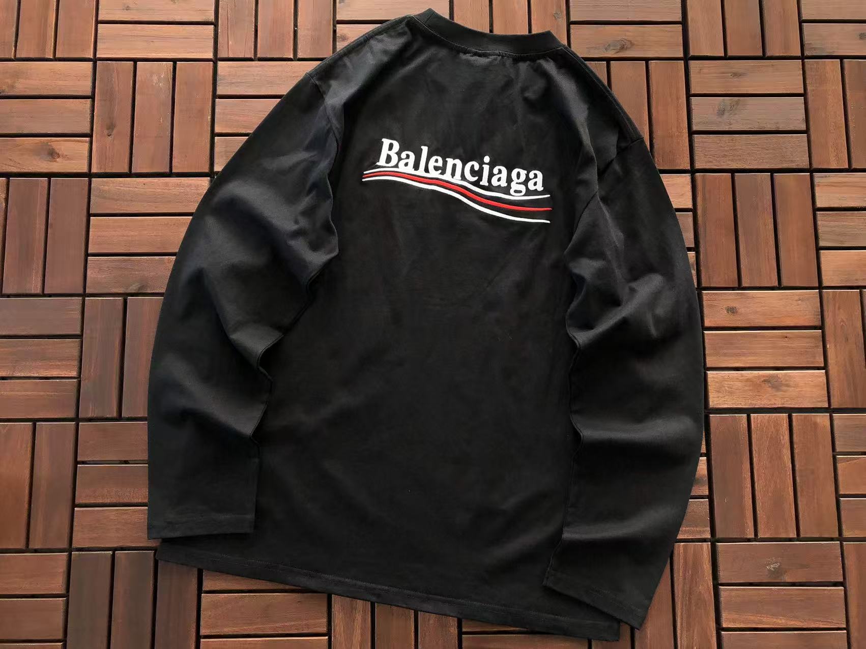 BALENCIAGA Remera Manga Larga Political