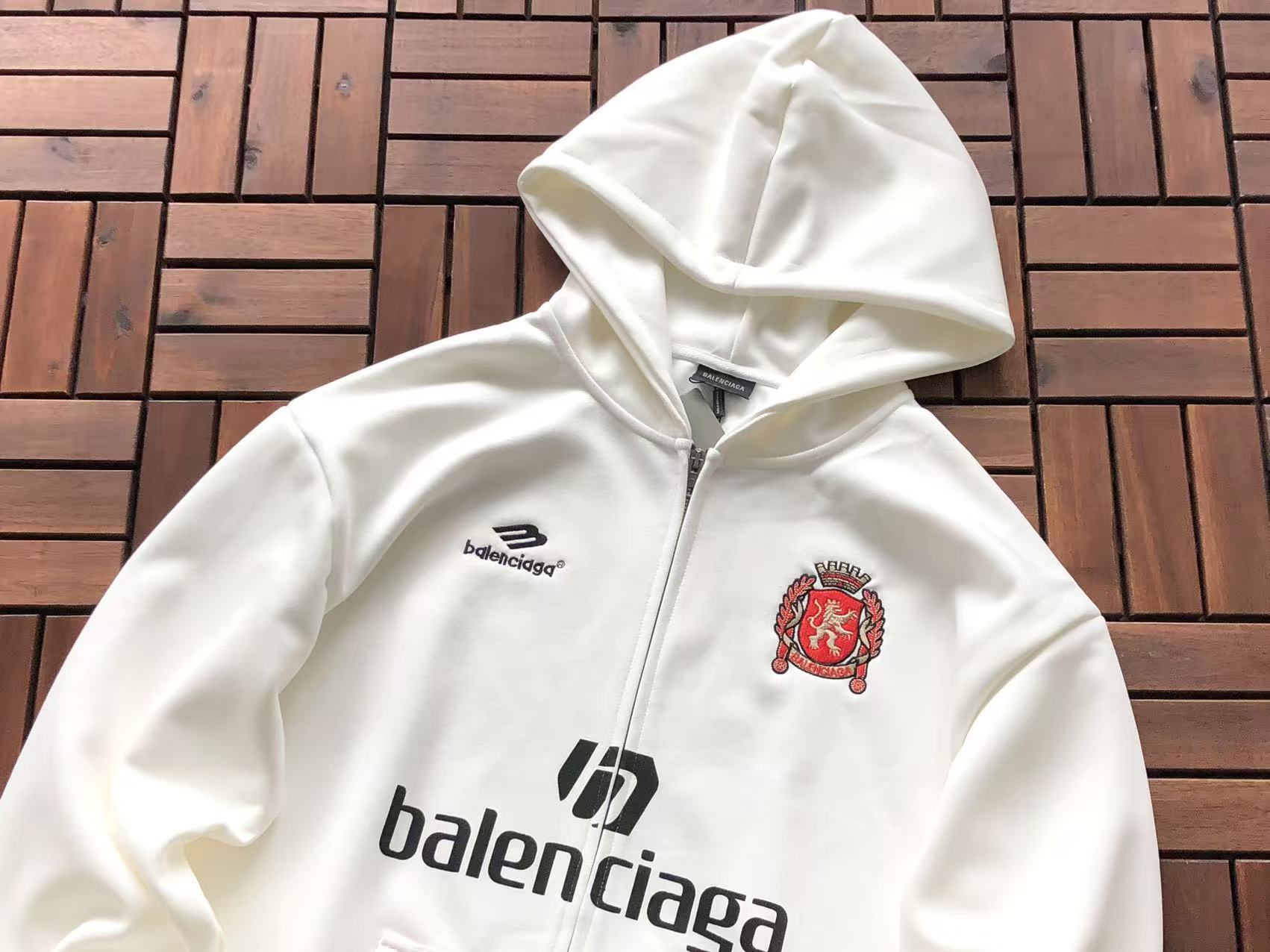 BALENCIAGA Canguro Soccer