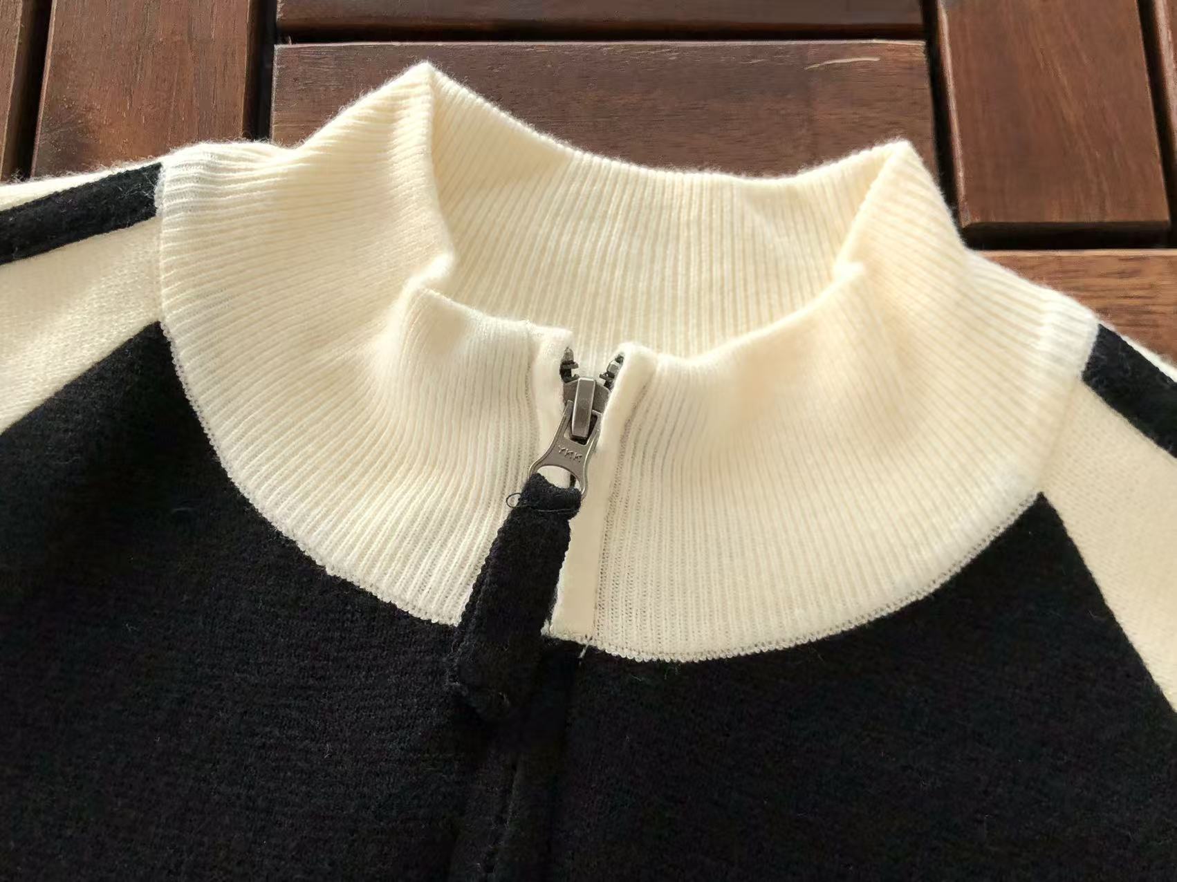 CORTEIZ Buzo Knit Varsity