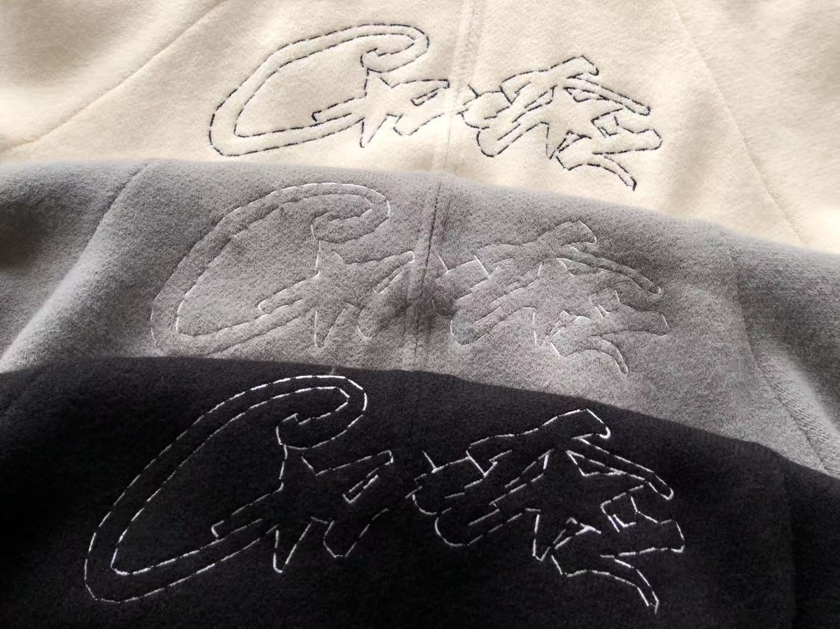 CORTEIZ Buzo Knit Script