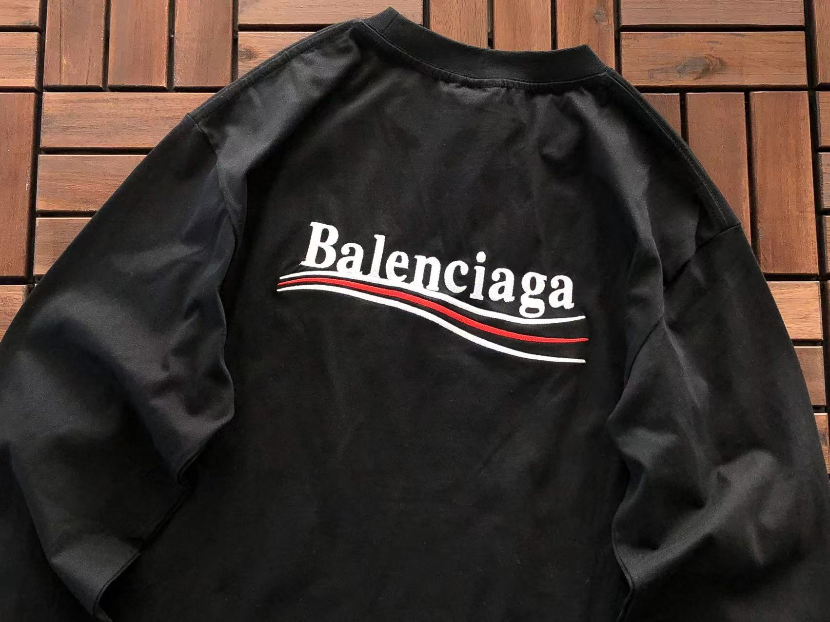 BALENCIAGA Remera Manga Larga Political