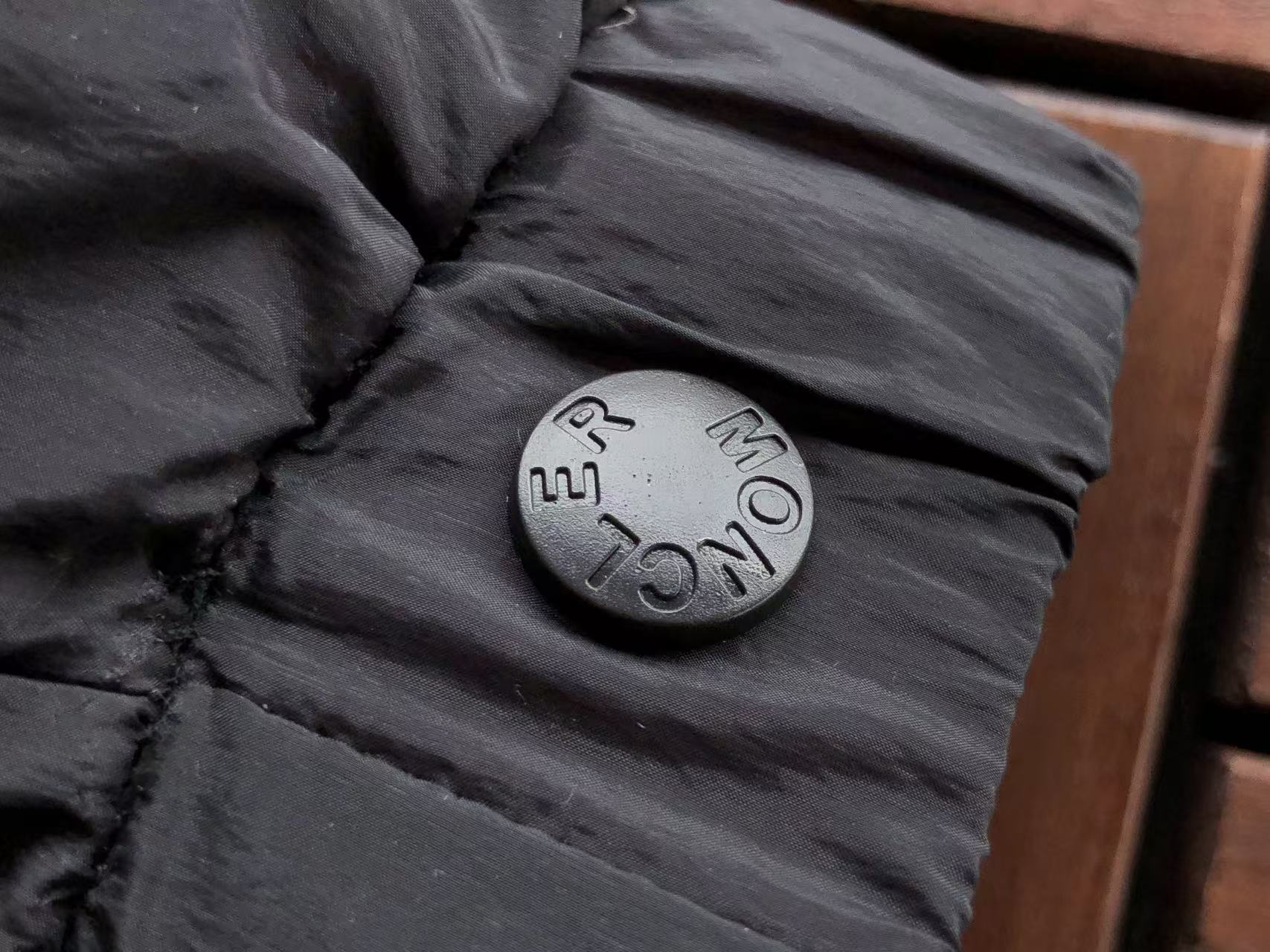 MONCLER Puffer Logo