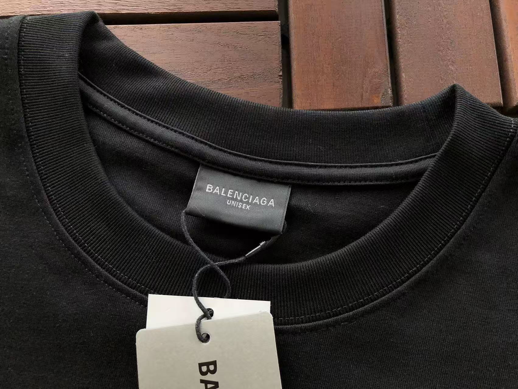 BALENCIAGA Remera Manga Larga BB