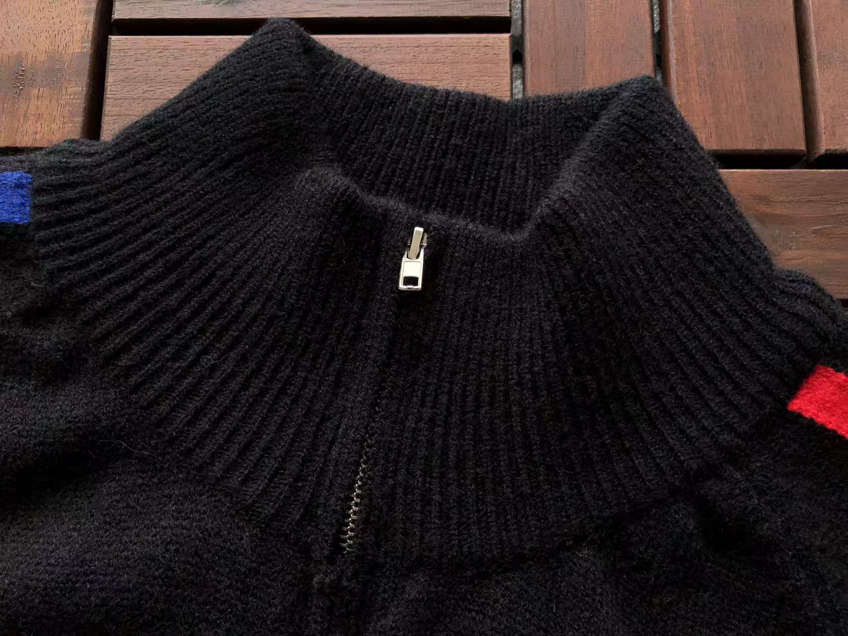 CORTEIZ Buzo Knit Cierre