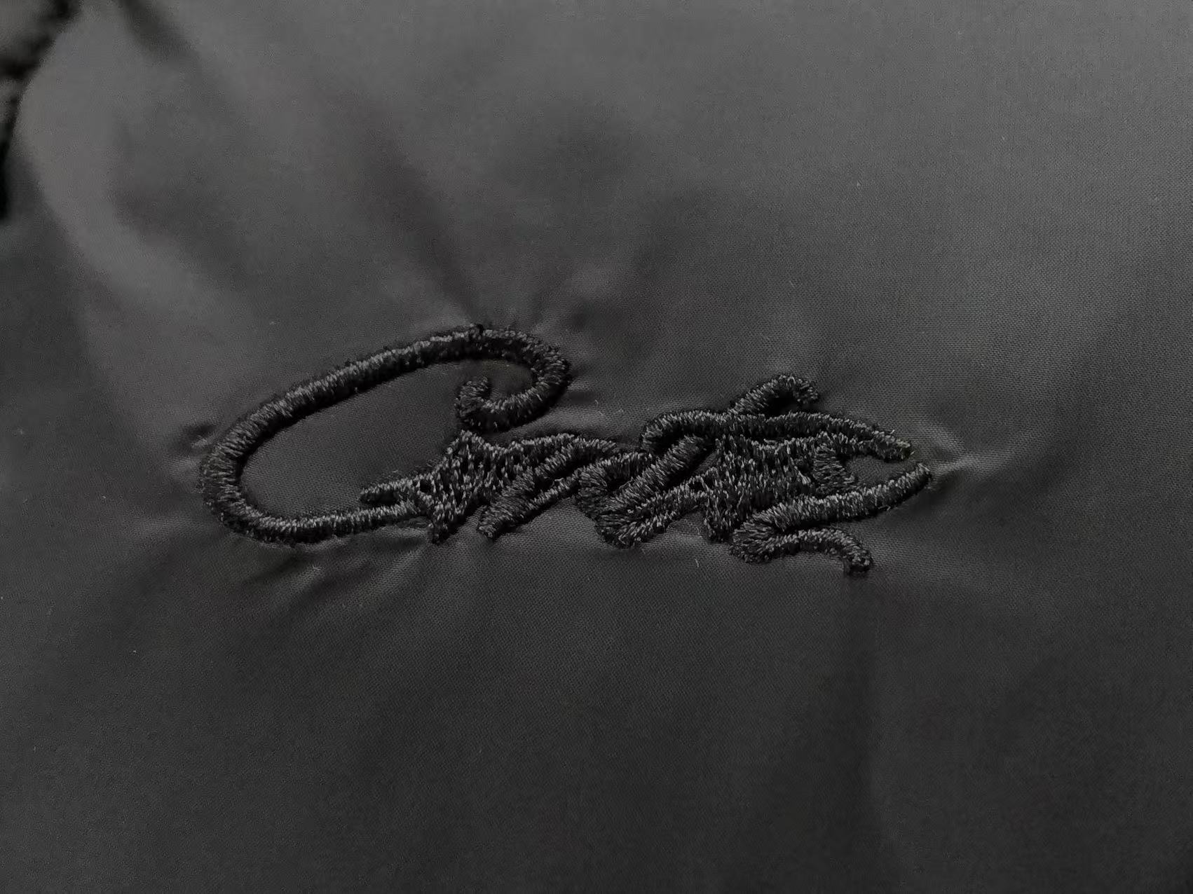 CORTEIZ Puffer Canguro