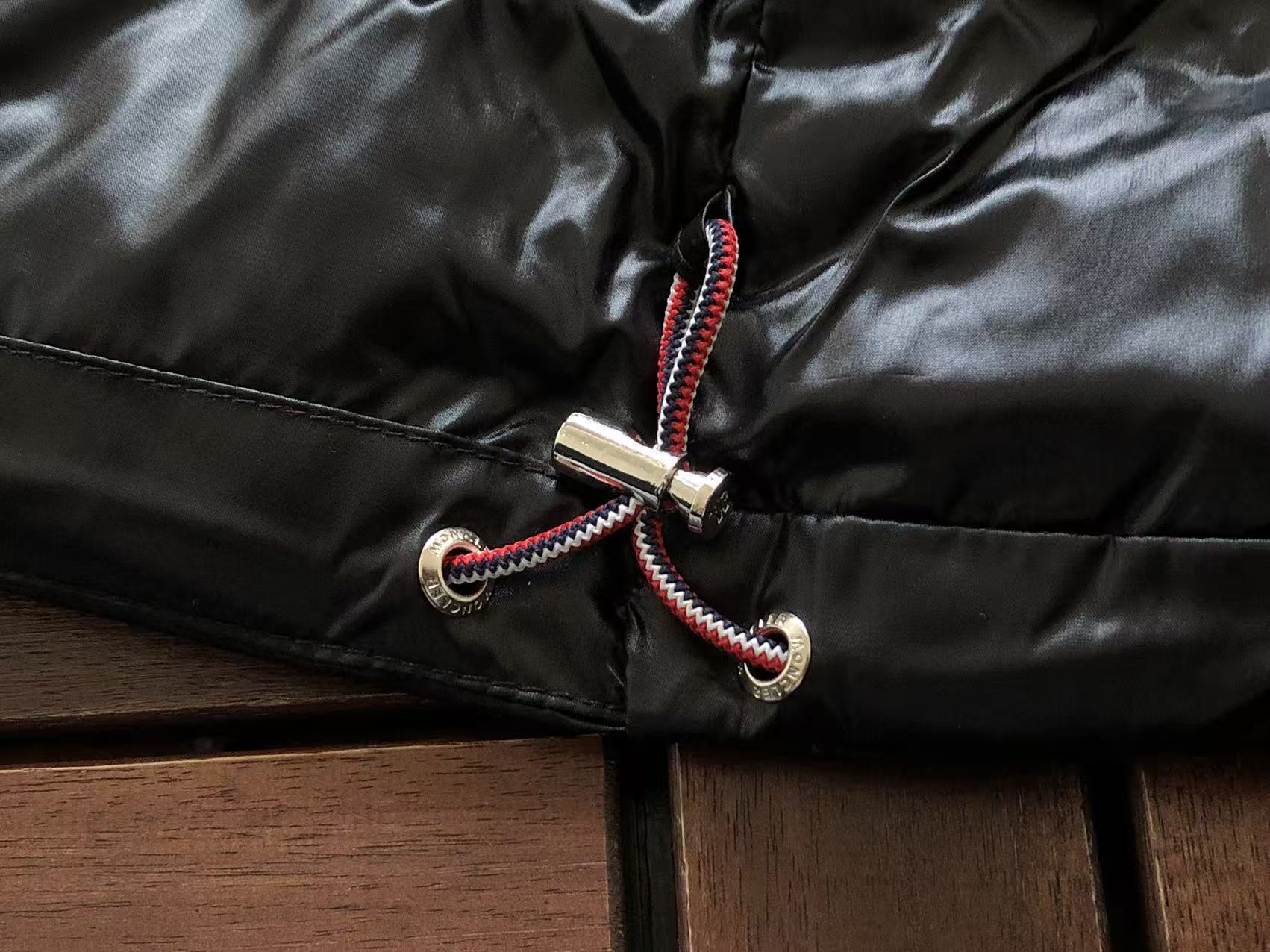 MONCLER Puffer Grenoble