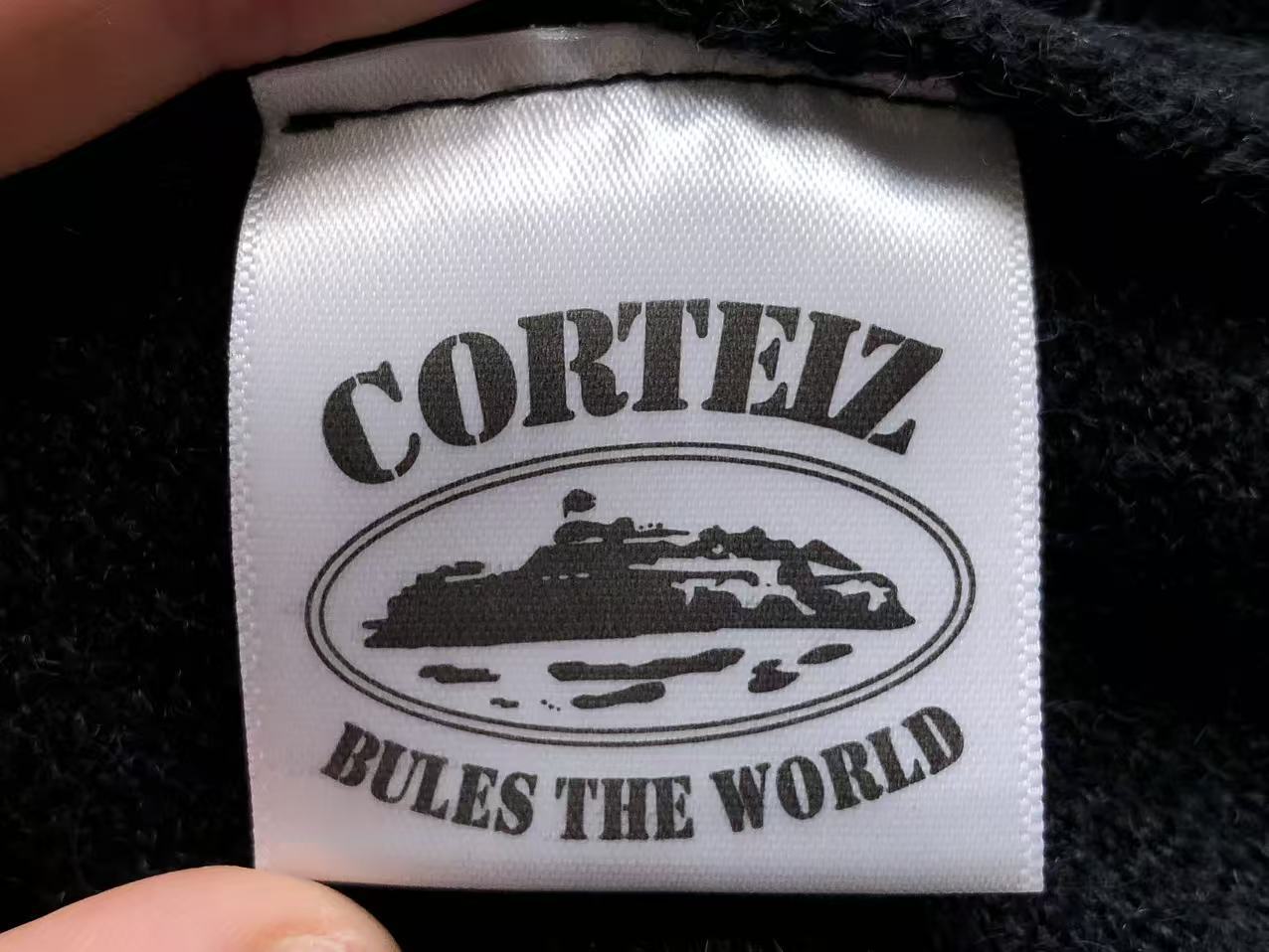 CORTEIZ Buzo RTW