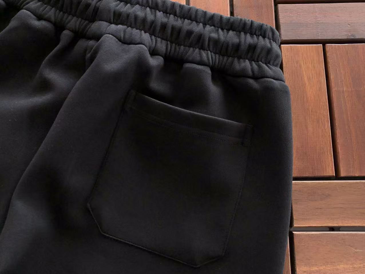 BALENCIAGA Conjunto Canguro Political
