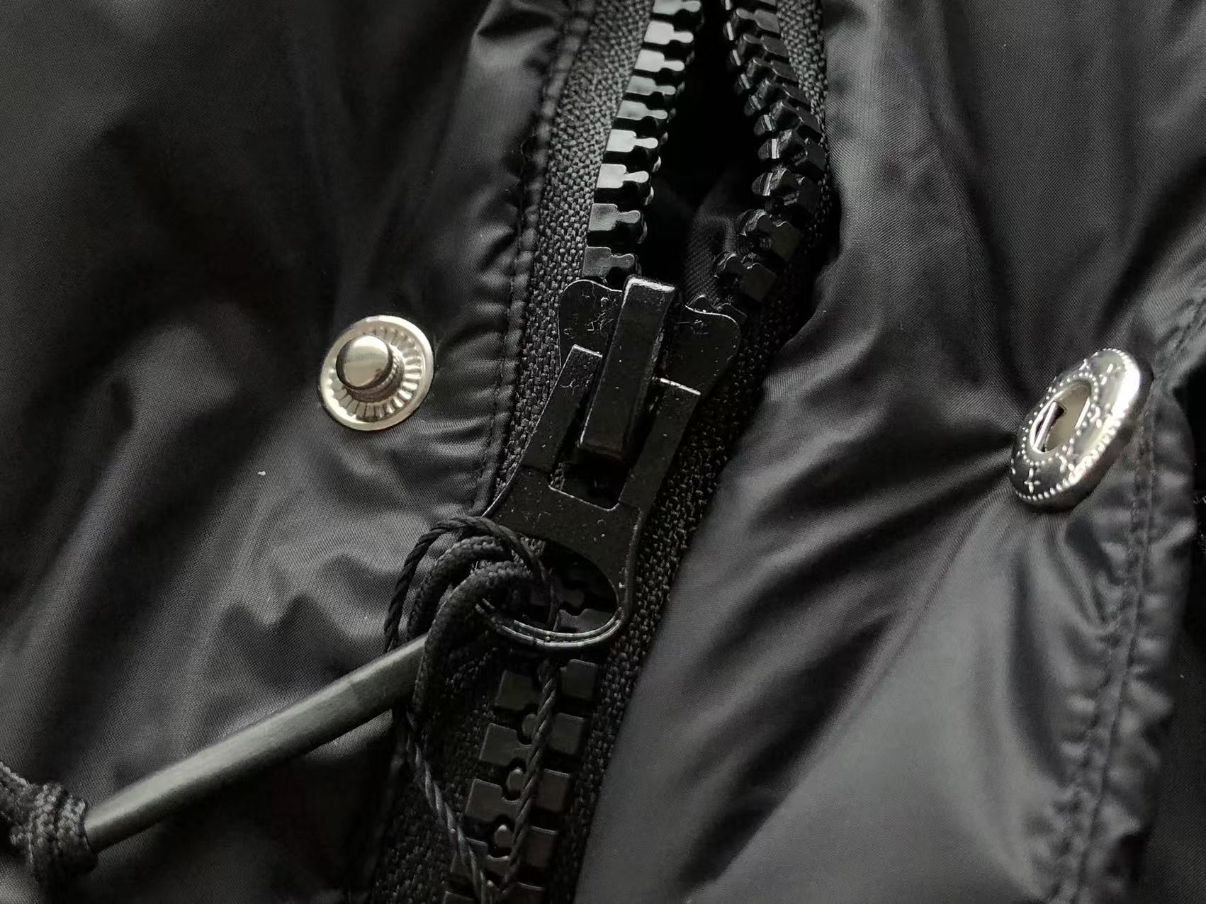 CORTEIZ Puffer Canguro
