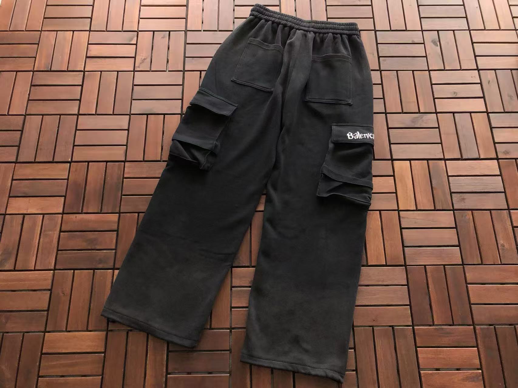 BALENCIAGA Pantalon Cargo