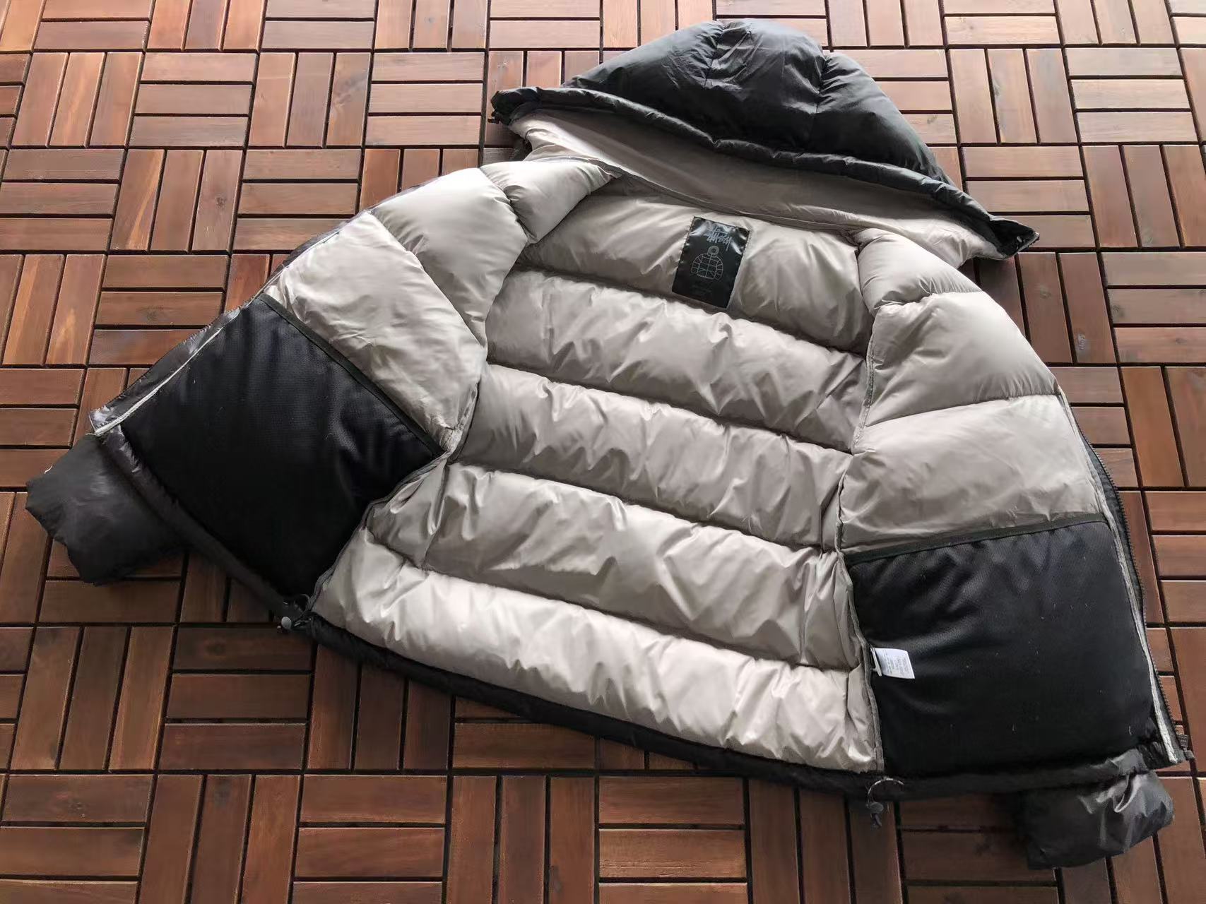 STUSSY Puffer Script