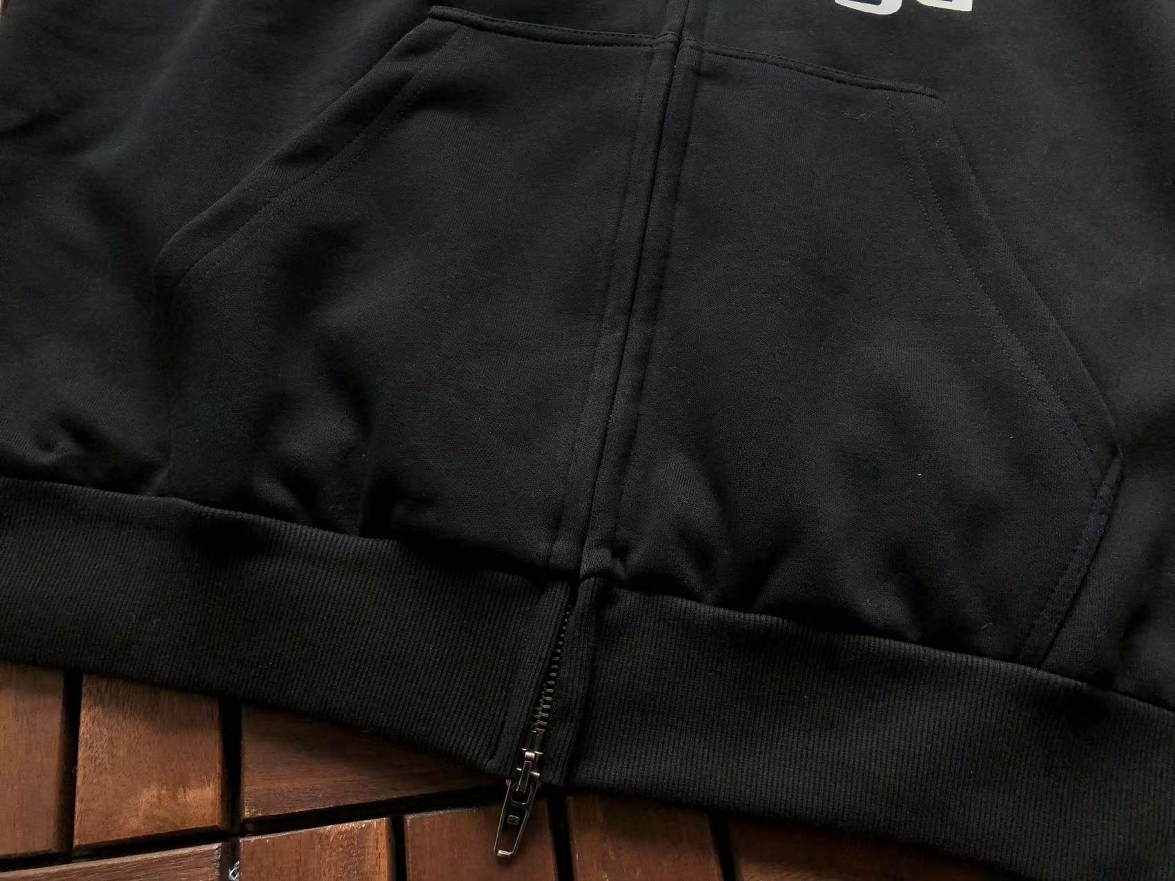BALENCIAGA Canguro Soccer