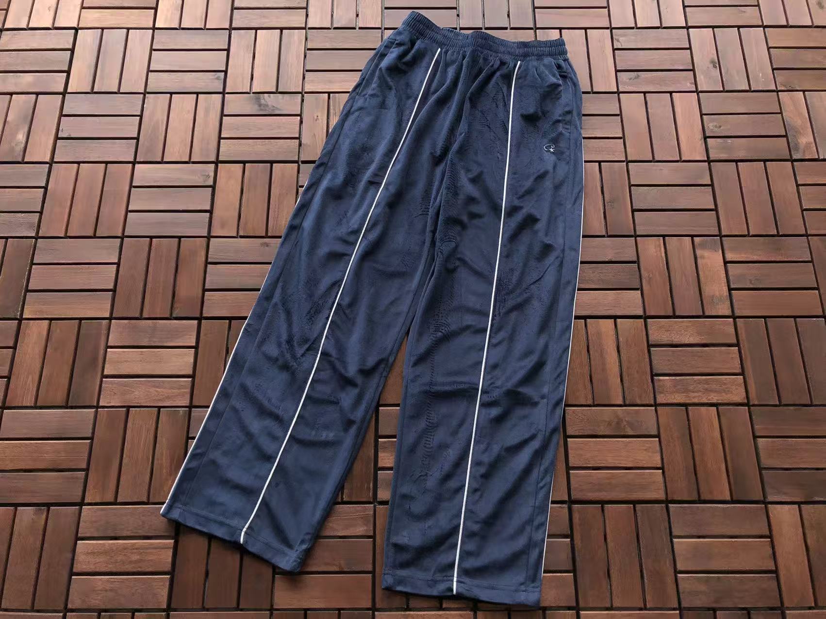 CORTEIZ Conjunto Buzo Velour
