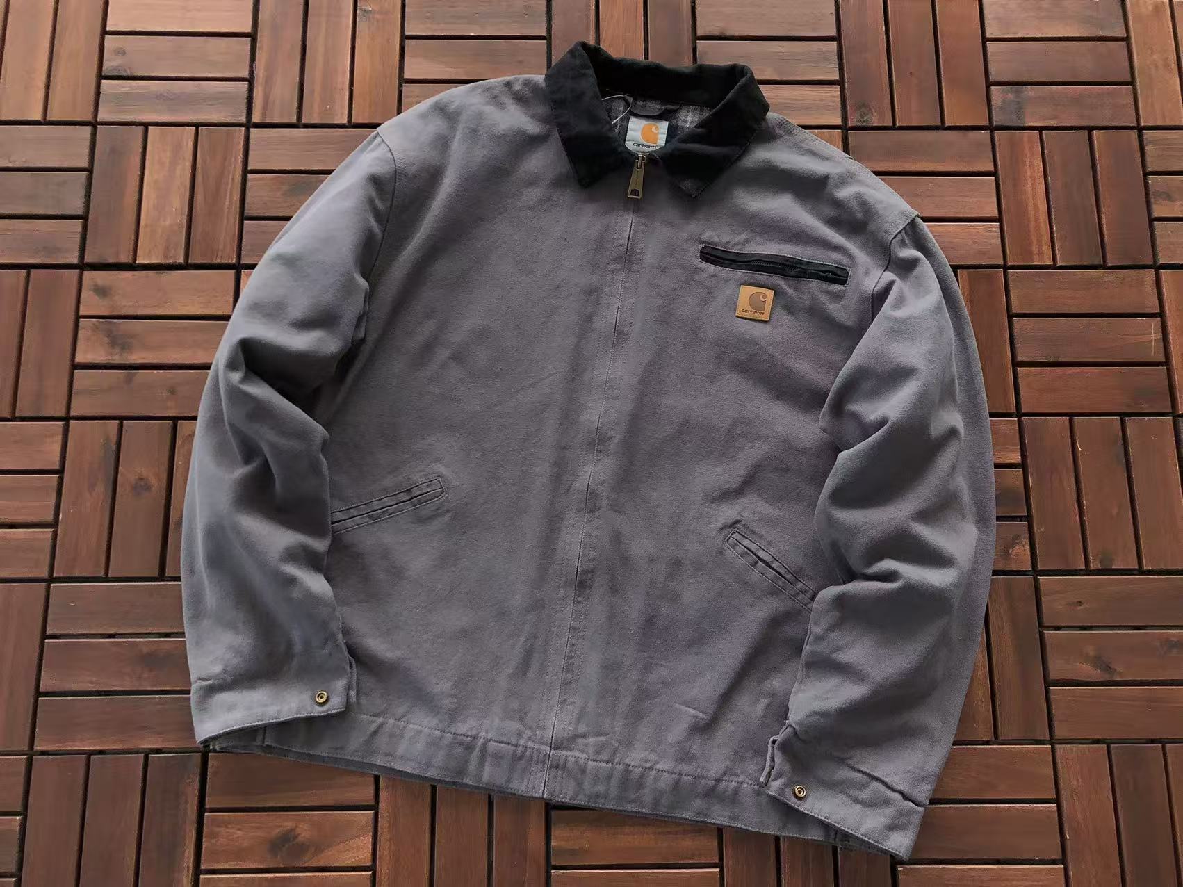 CARHARTT Campera Detroit 2
