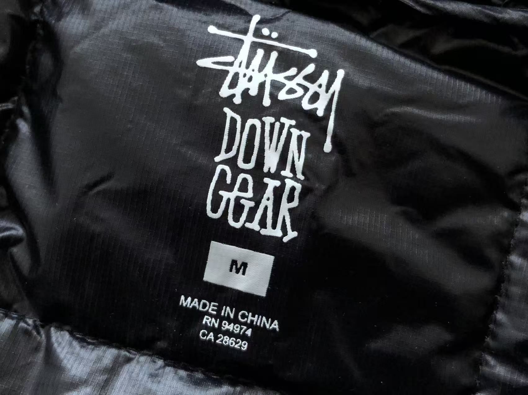 STUSSY Puffer Boxy