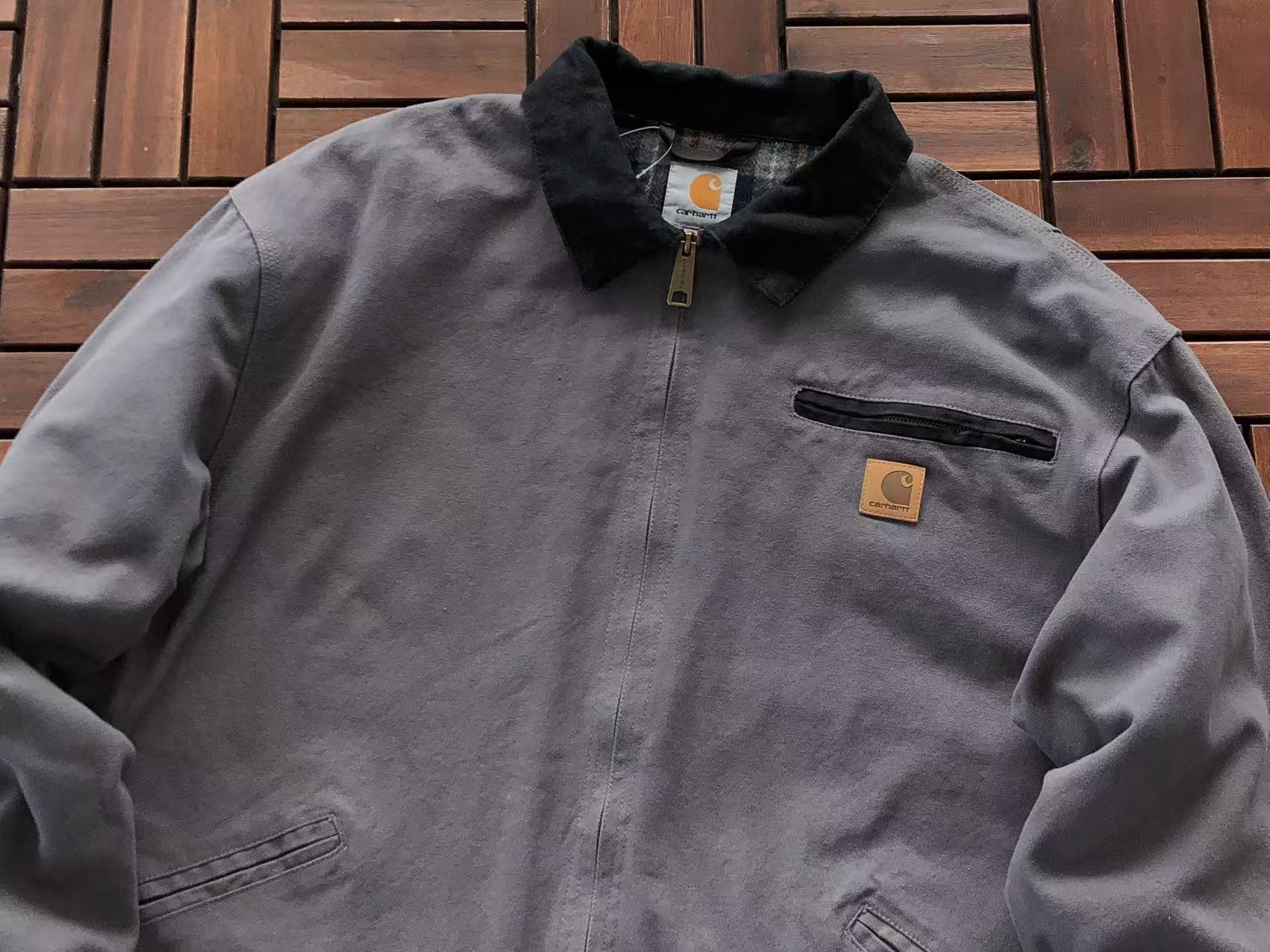 CARHARTT Campera Detroit 2