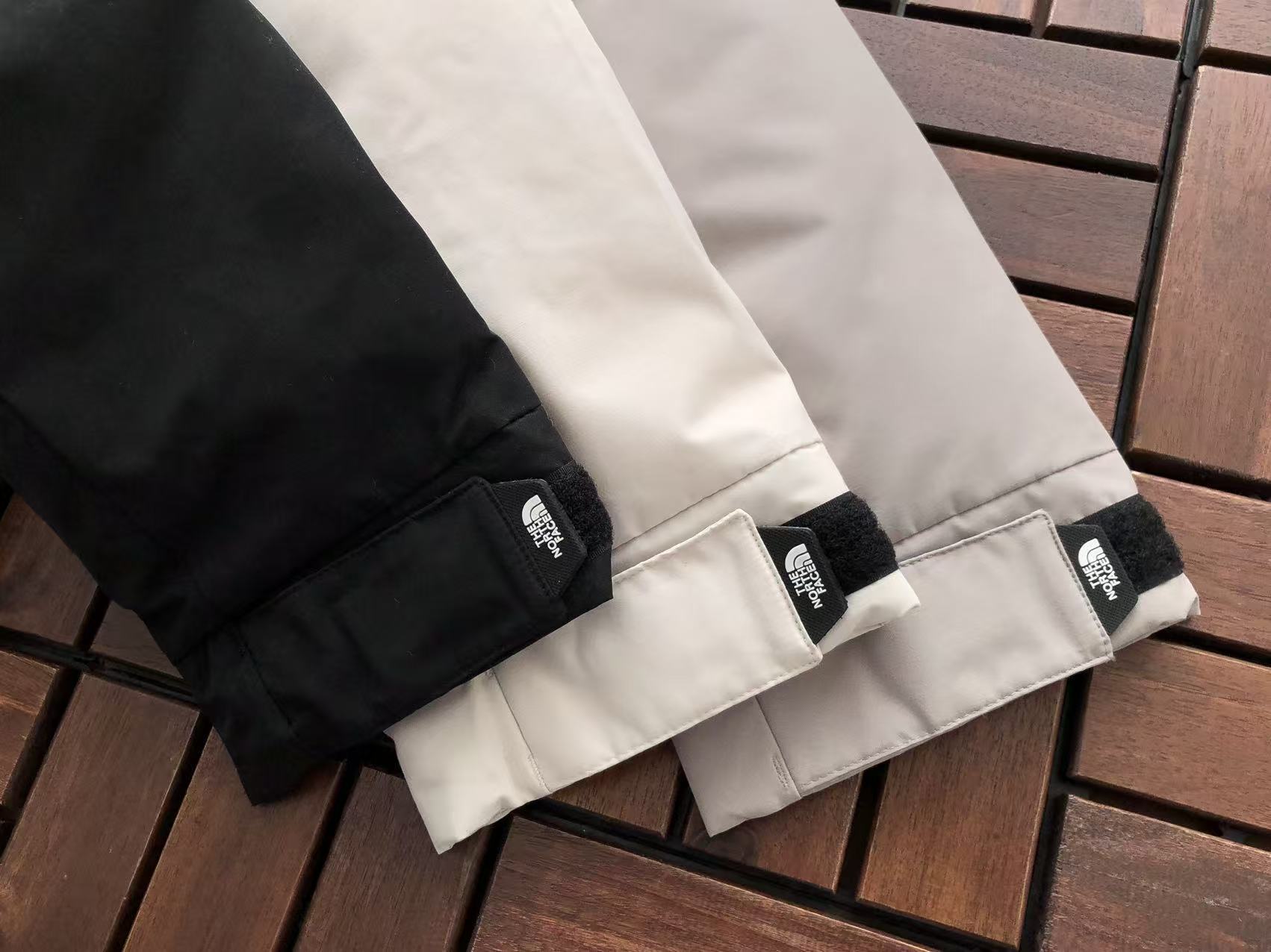 THE NORTH FACE Puffer Cargo