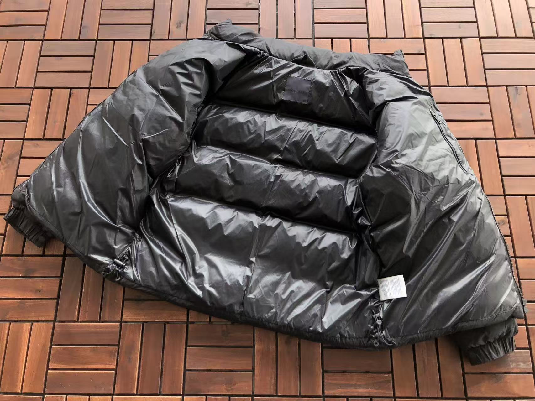 MONCLER Puffer Logo
