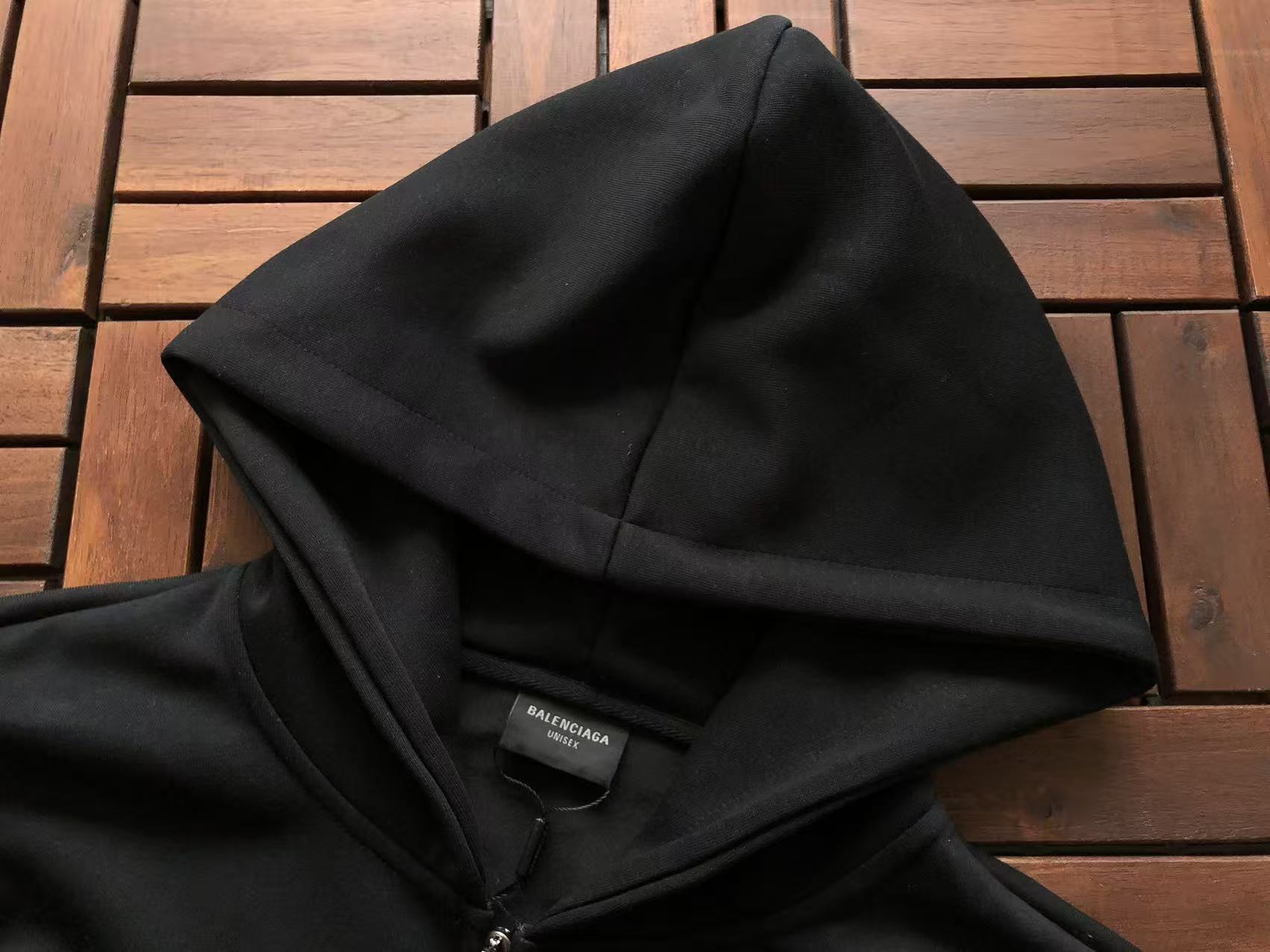 BALENCIAGA Canguro Soccer