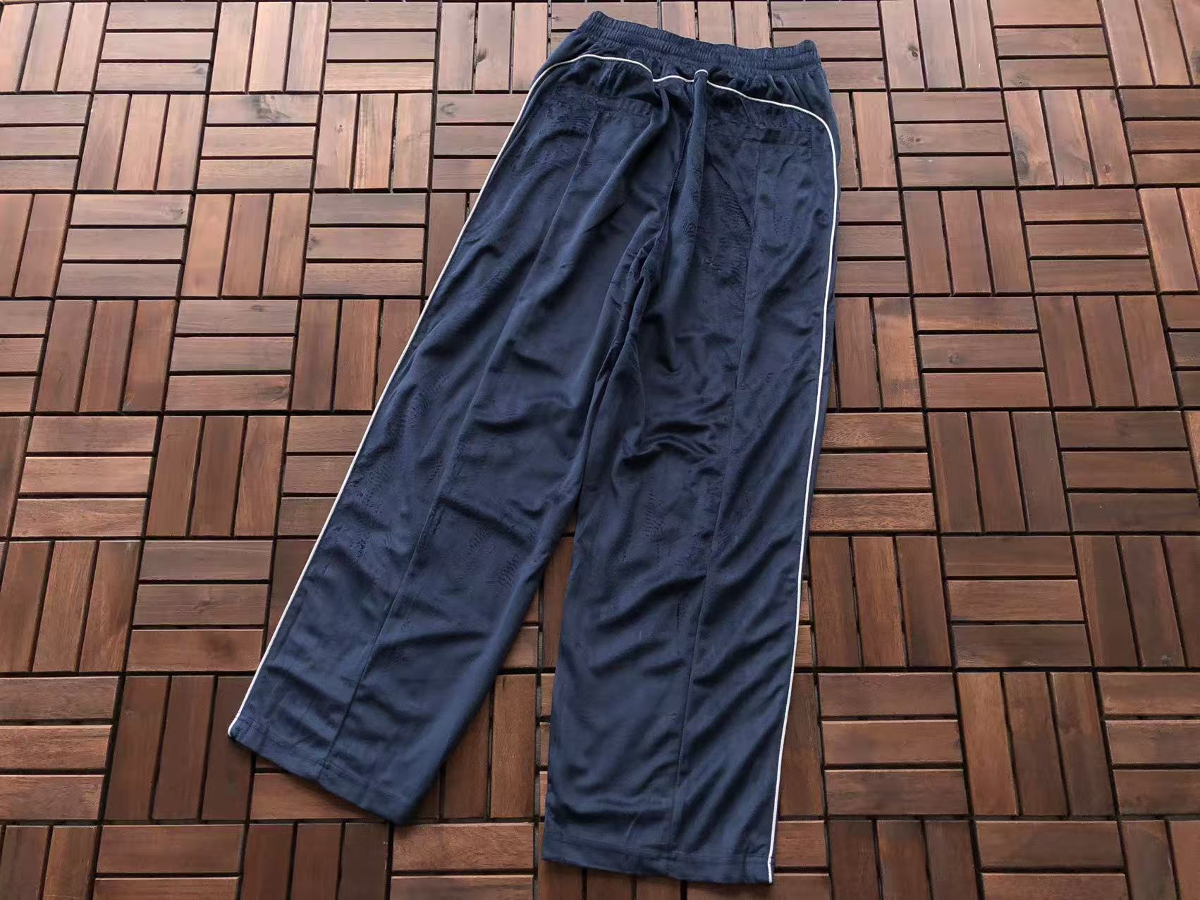 CORTEIZ Conjunto Buzo Velour