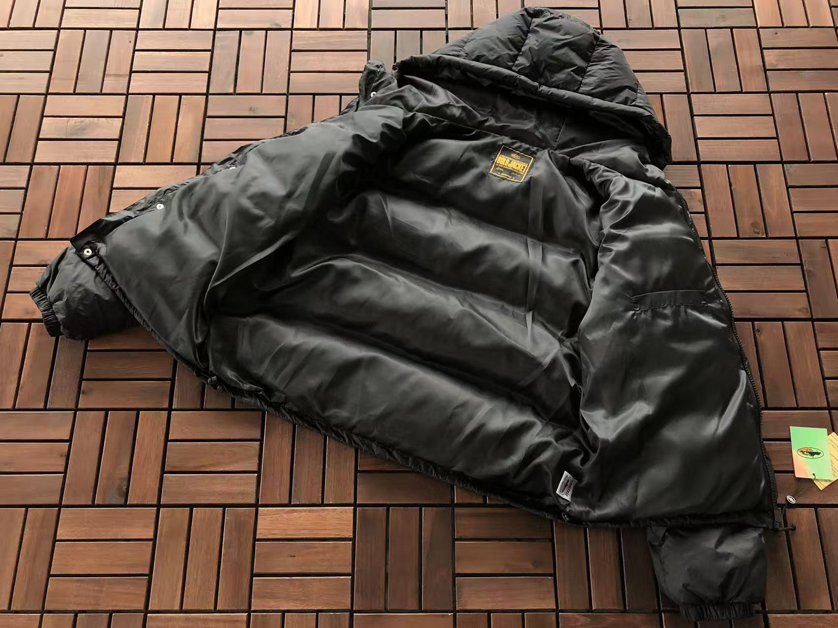 CORTEIZ Puffer Canguro