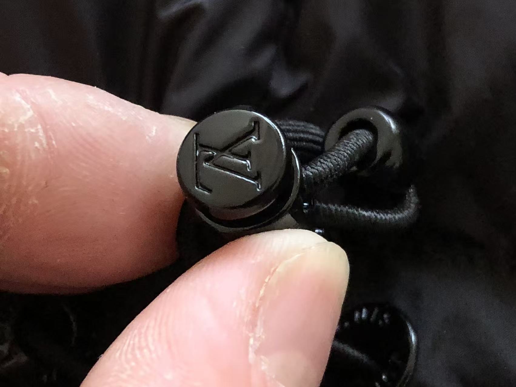 LOUIS VUITTON Puffer Monogram