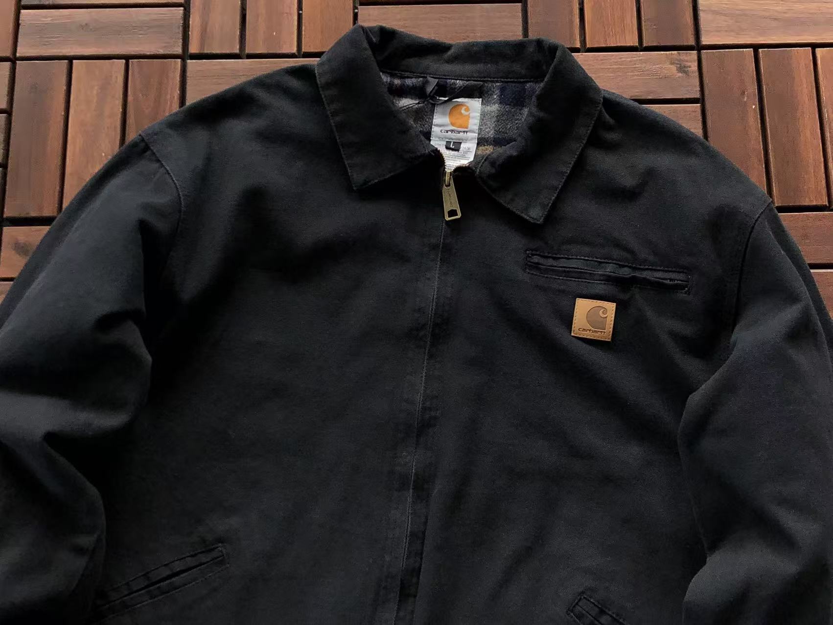 CARHARTT Campera Detroit 2