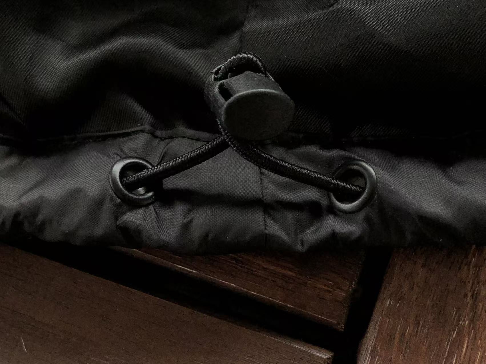 CORTEIZ Puffer Canguro