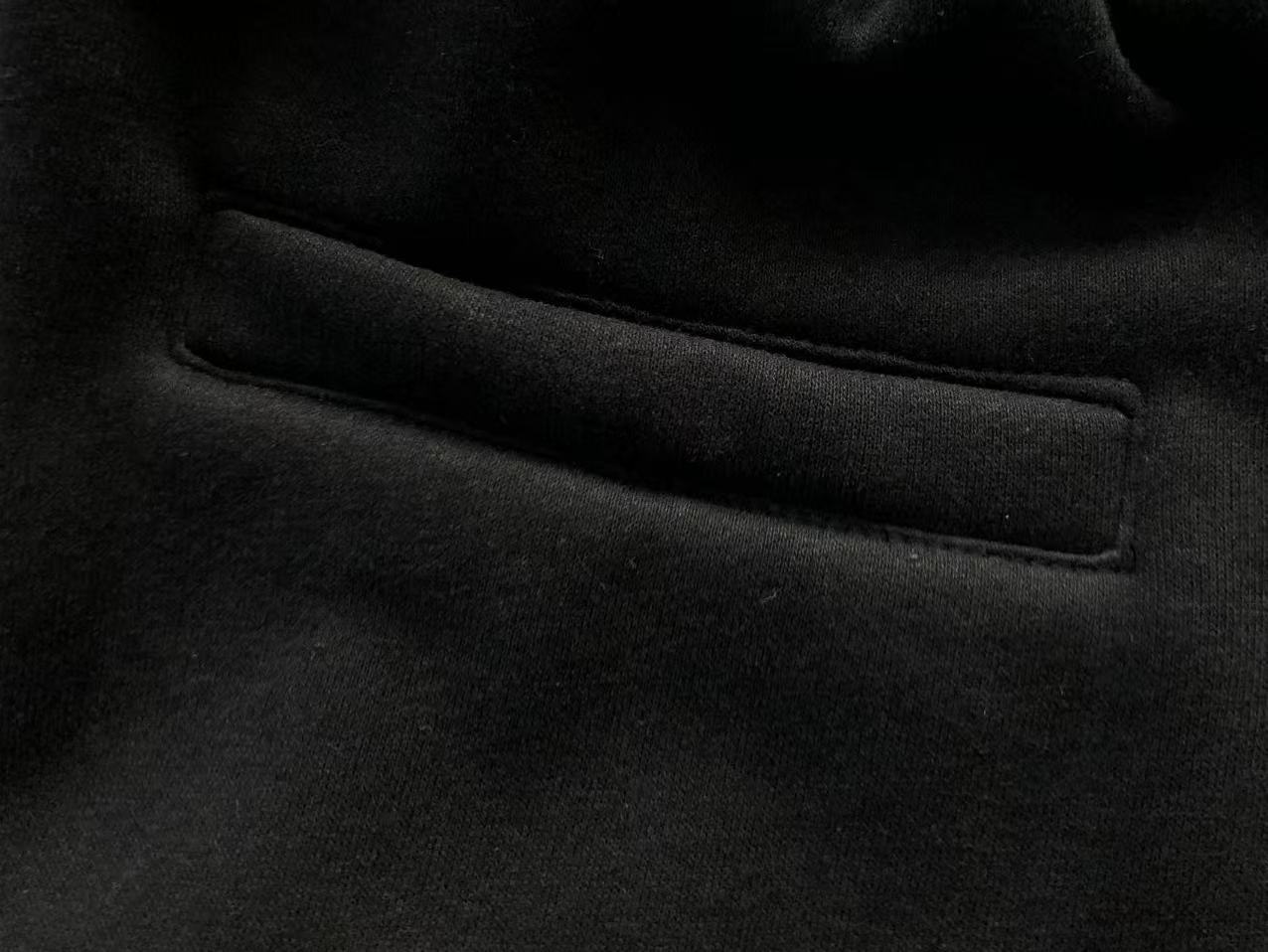 CORTEIZ Conjunto Canguro Fleece Gothic