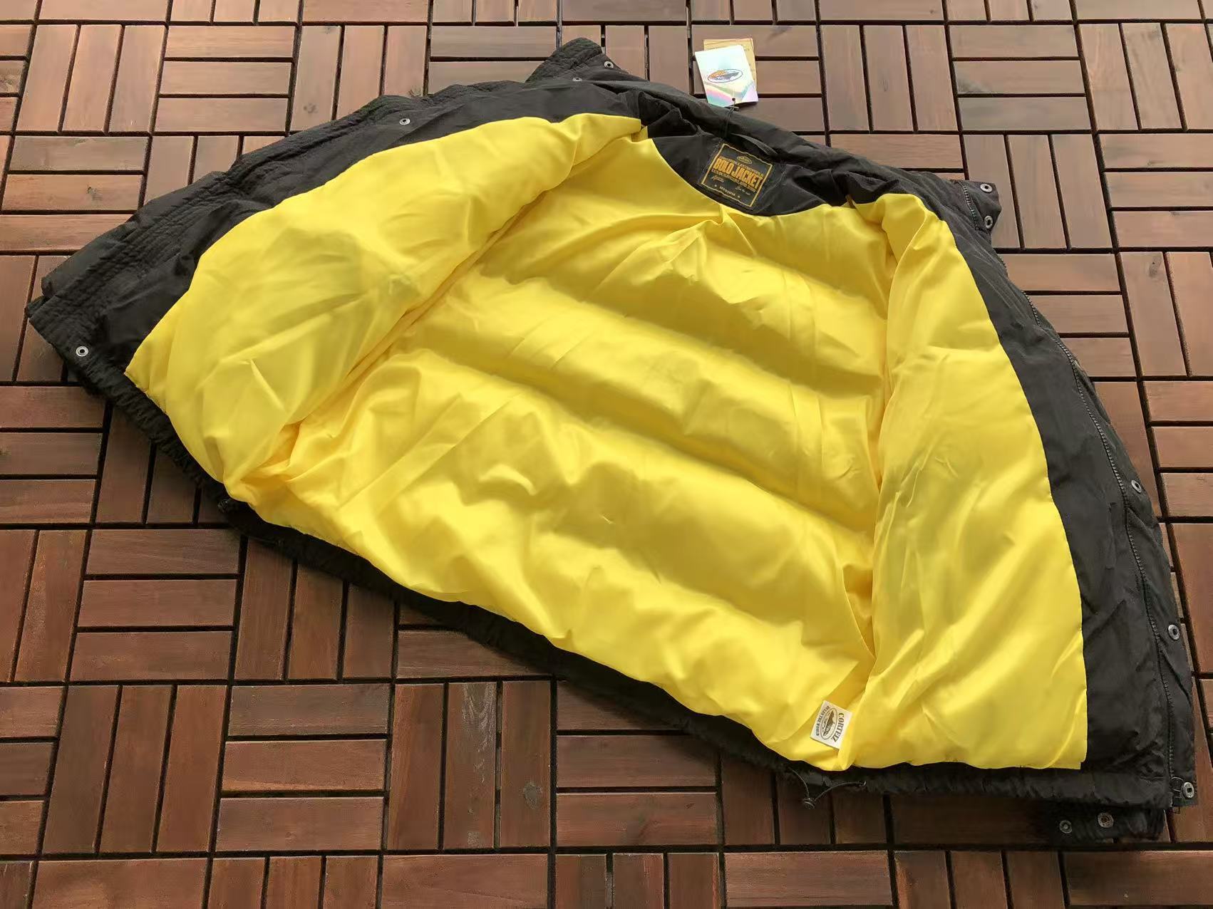 CORTEIZ Puffer
