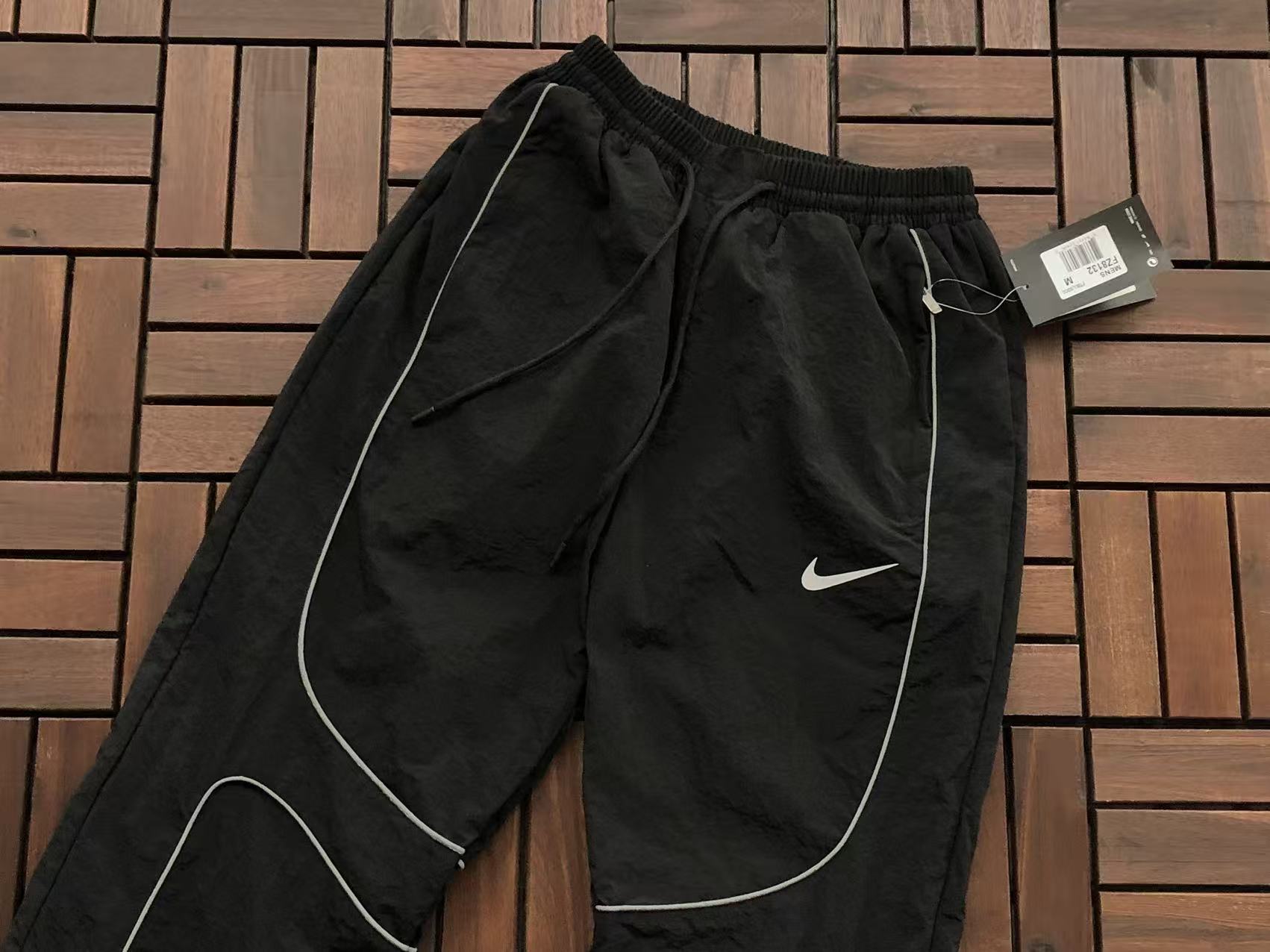 CORTEIZ x NIKE Conjunto Campera