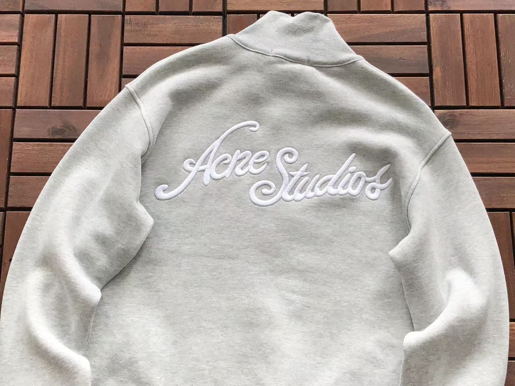 Acne Studios Turtle Neck Logo